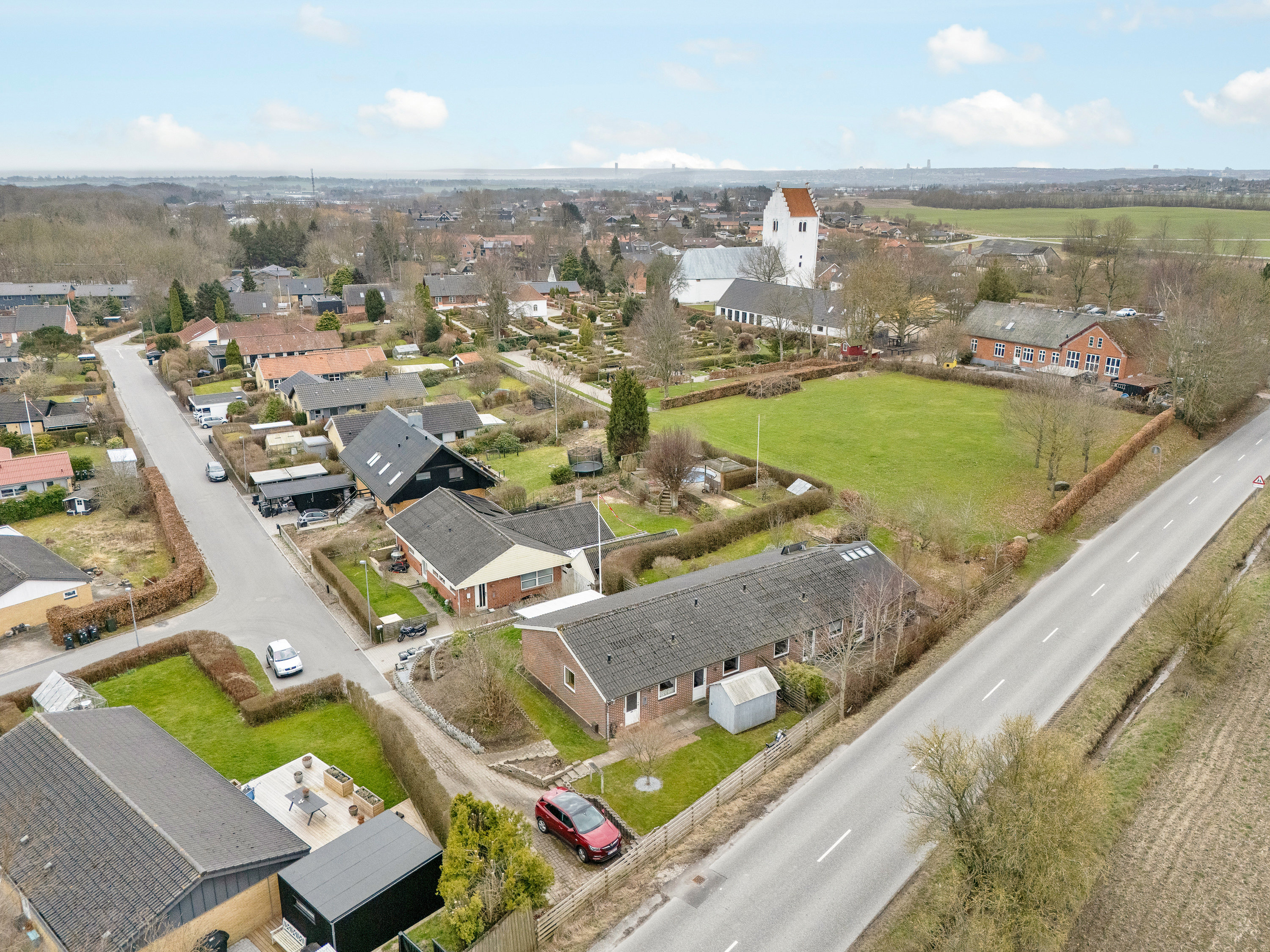 Fremhævet luftfoto billede i fuldskærmstilstand. Billede af Mølledalen 15A, 8530 Hjortshøj