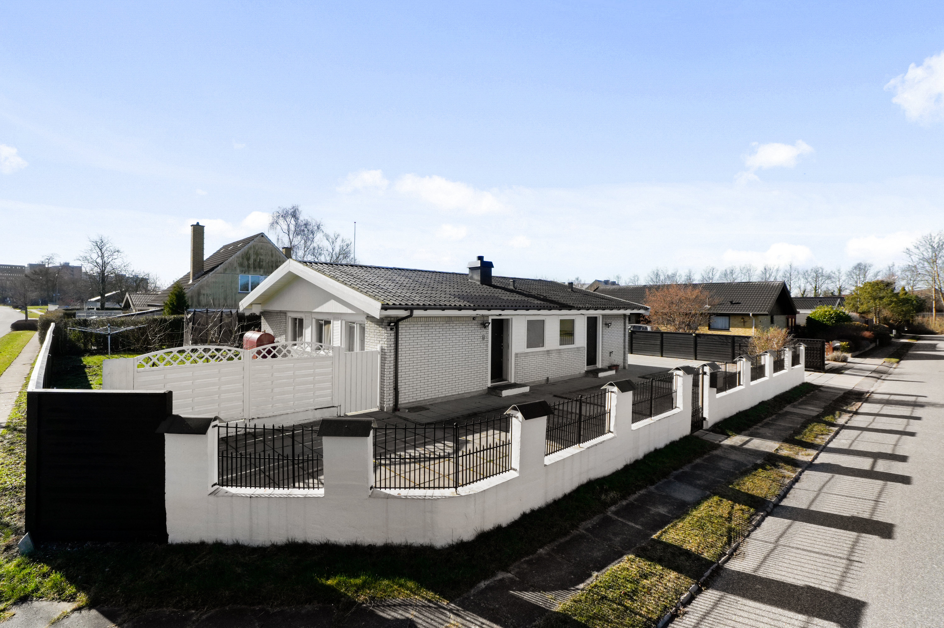 Villa: Facade på Landlyst Vænge 19, 2635 Ishøj