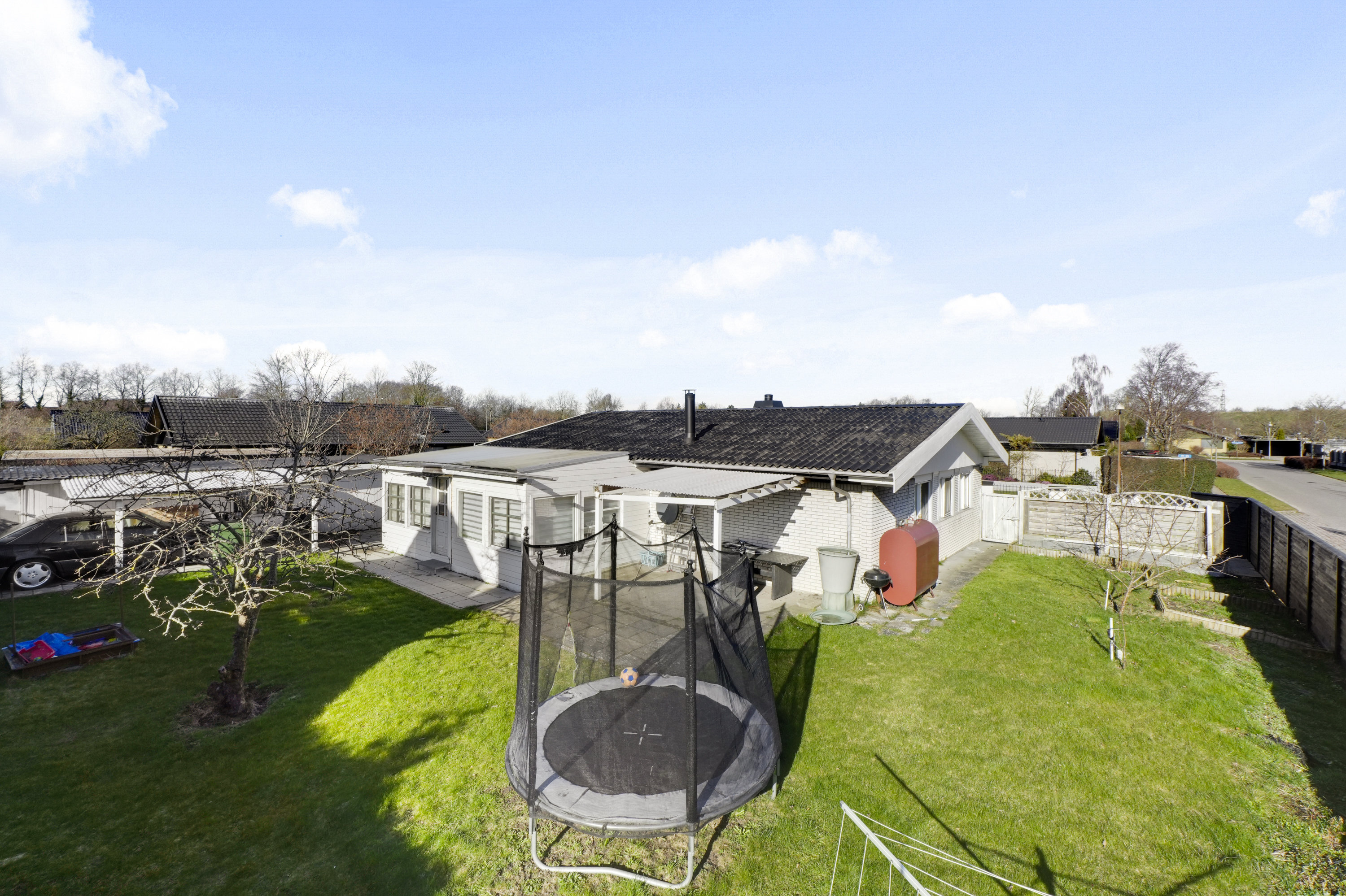 Fremhævet have billede i fuldskærmstilstand. Billede af Landlyst Vænge 19, 2635 Ishøj