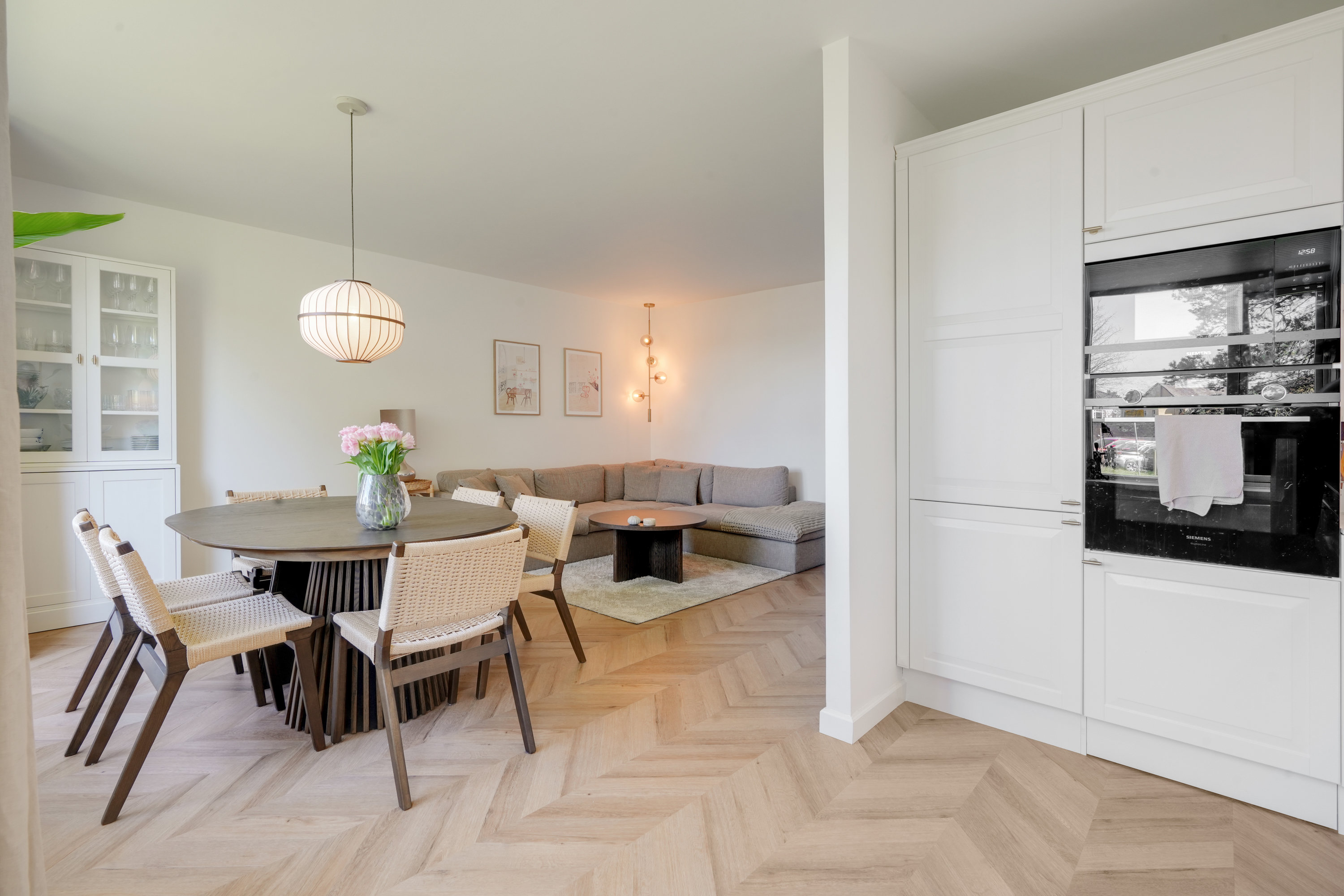 Fremhævet stue billede i fuldskærmstilstand. Billede af Maglemosevej 11, st.. th., 2900 Hellerup