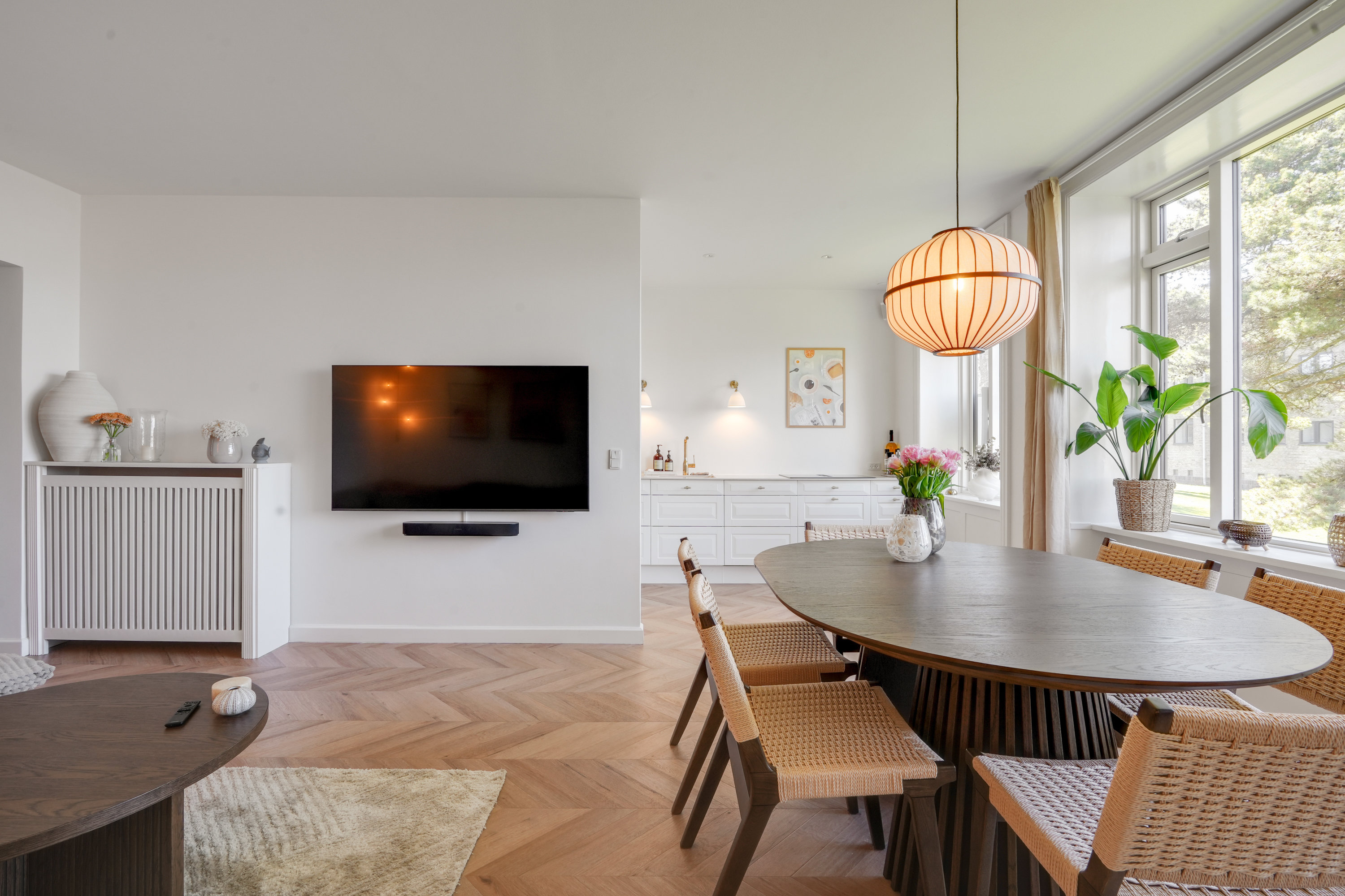 Fremhævet stue billede i fuldskærmstilstand. Billede af Maglemosevej 11, st.. th., 2900 Hellerup