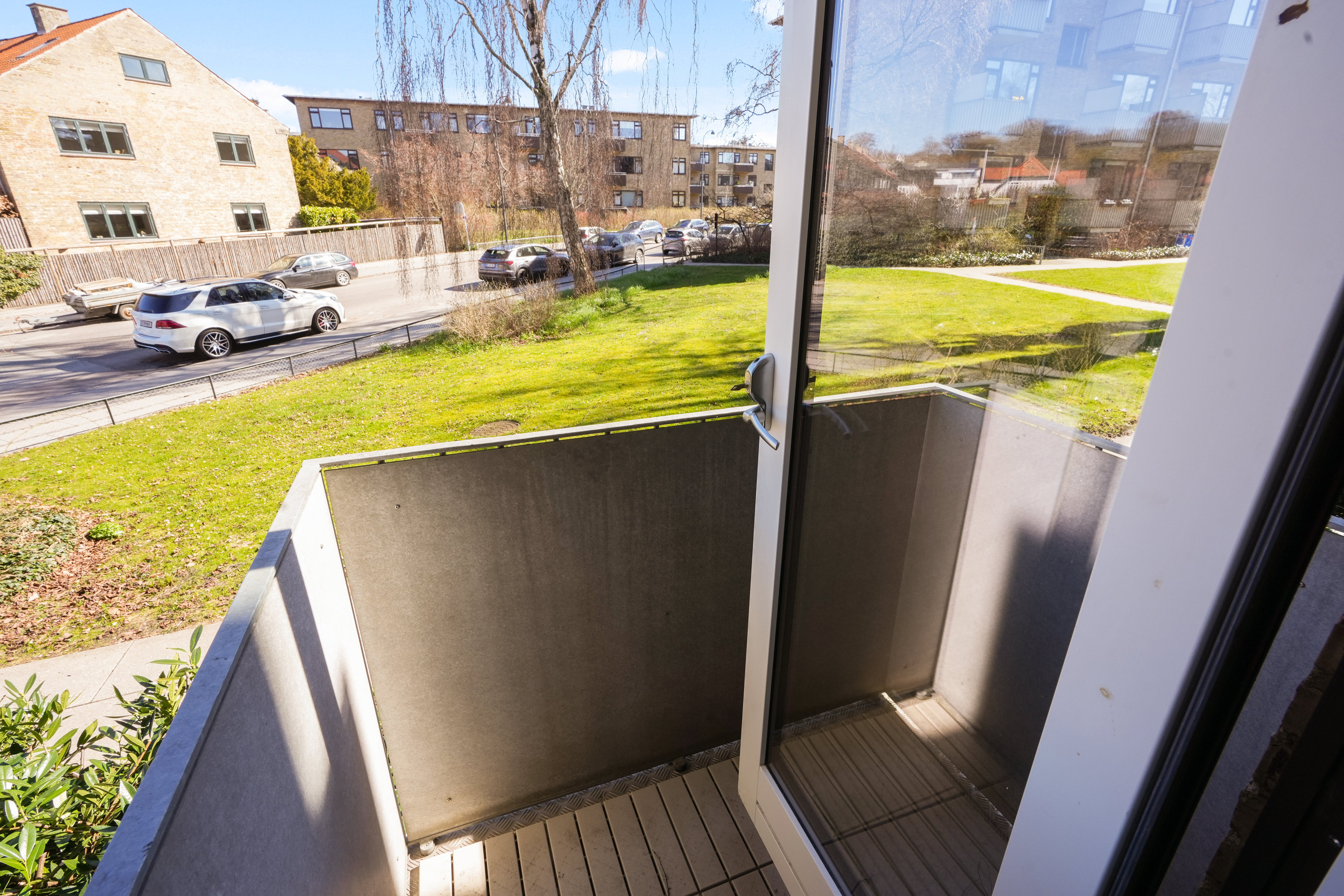 Fremhævet altan billede i fuldskærmstilstand. Billede af Maglemosevej 11, st.. th., 2900 Hellerup