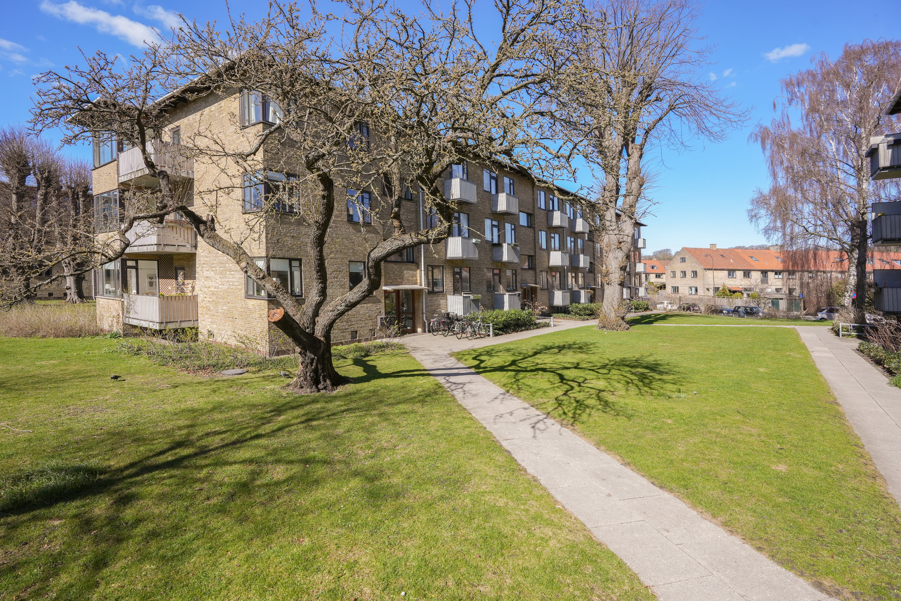 Fremhævet gårdmiljø billede i fuldskærmstilstand. Billede af Maglemosevej 11, st.. th., 2900 Hellerup