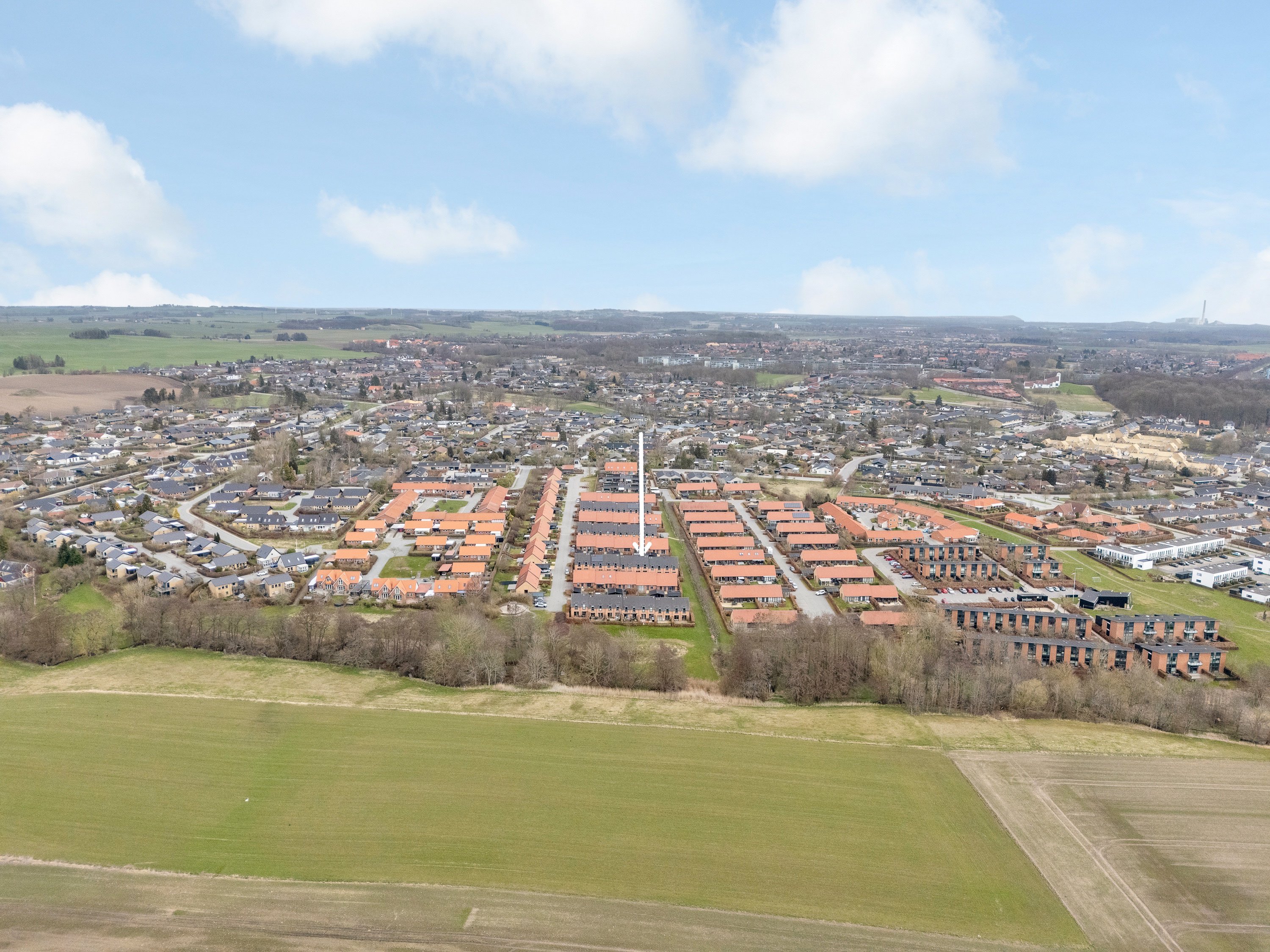 Fremhævet luftfoto billede i fuldskærmstilstand. Billede af Ellebæk Parkvej 62, 8520 Lystrup