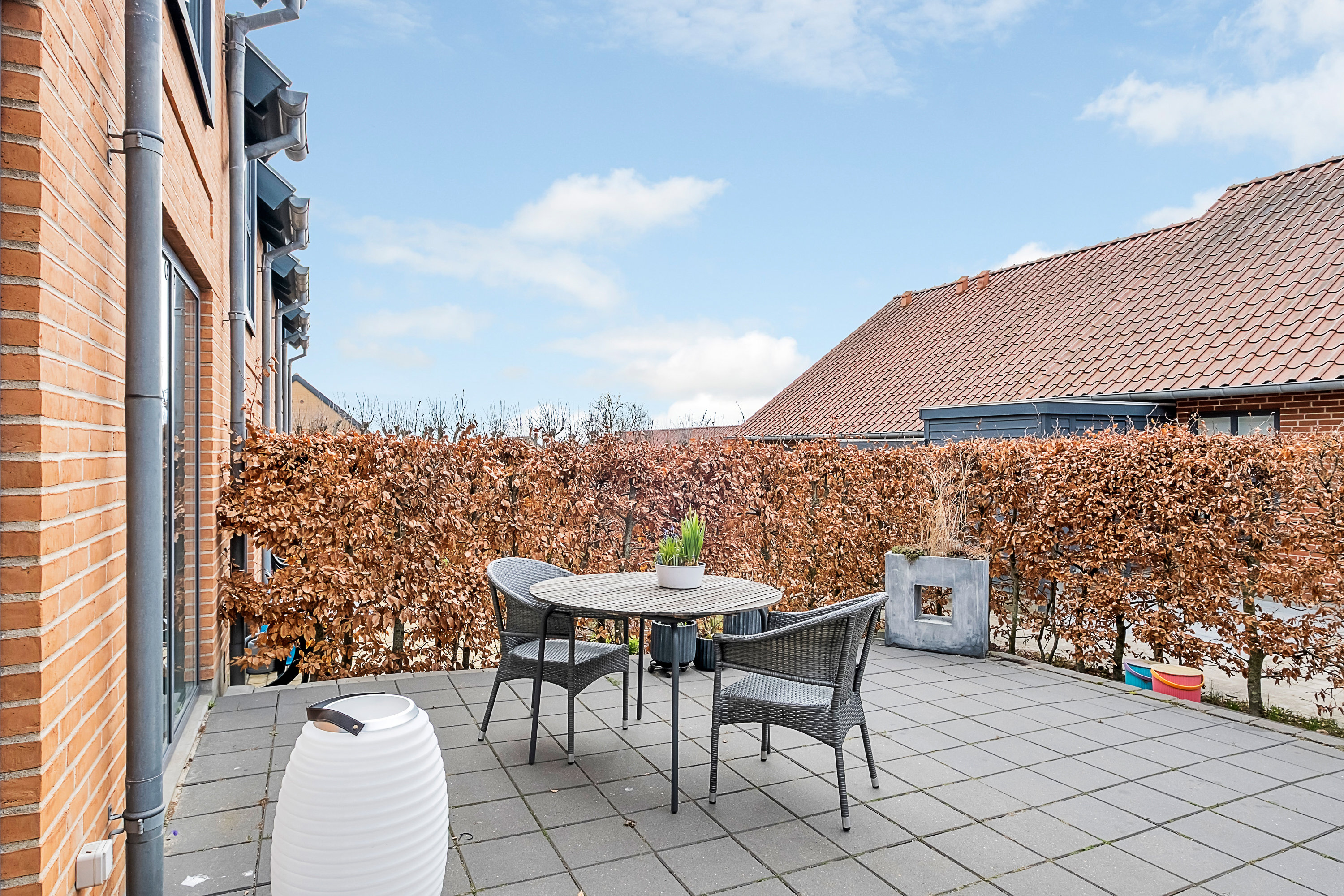 Fremhævet terrasse billede i fuldskærmstilstand. Billede af Ellebæk Parkvej 62, 8520 Lystrup