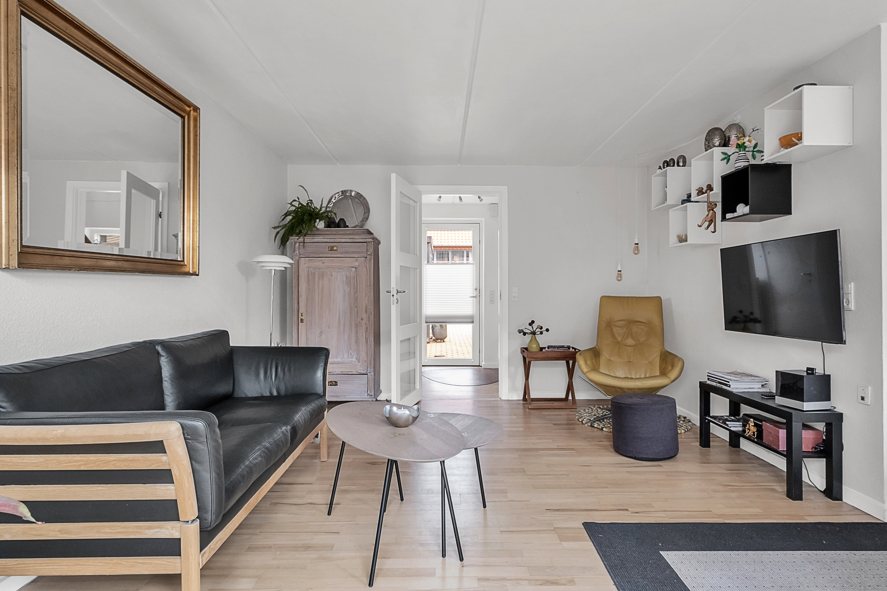 Fremhævet stue billede i fuldskærmstilstand. Billede af Ellebæk Parkvej 62, 8520 Lystrup