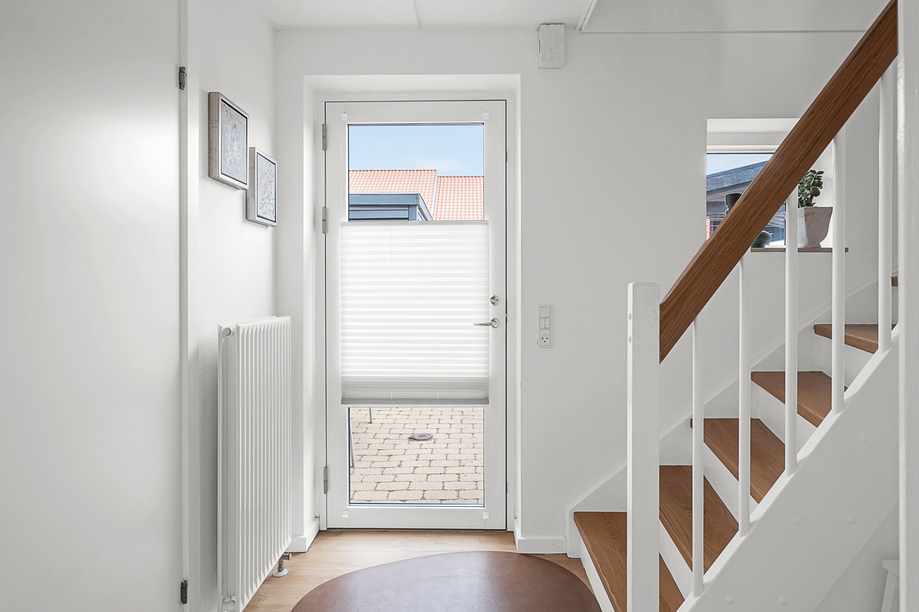 Fremhævet entré billede i fuldskærmstilstand. Billede af Ellebæk Parkvej 62, 8520 Lystrup