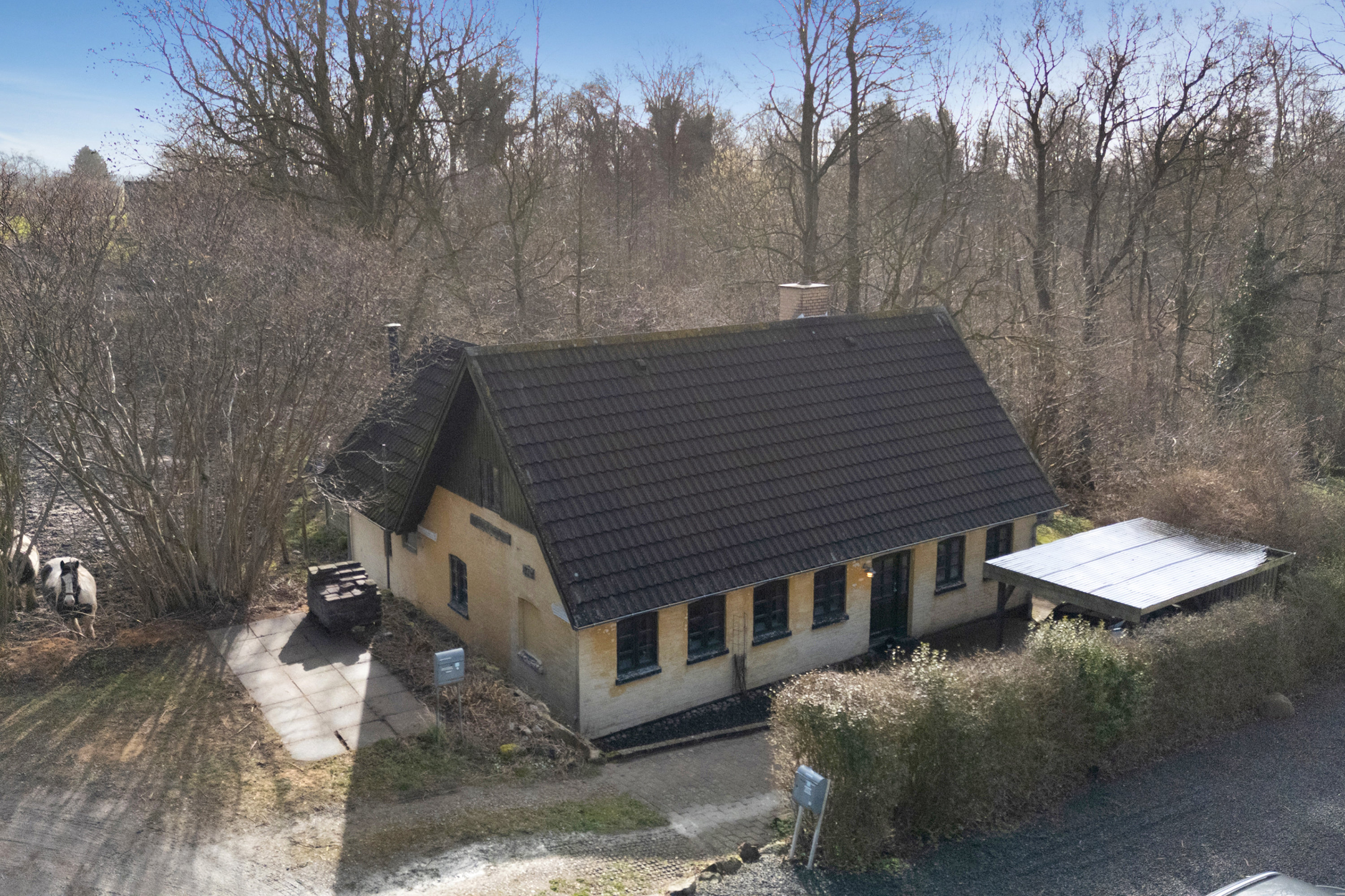 Villa: Luftfoto på Vøjstrupvej 37, Nr Broby, 5672 Broby