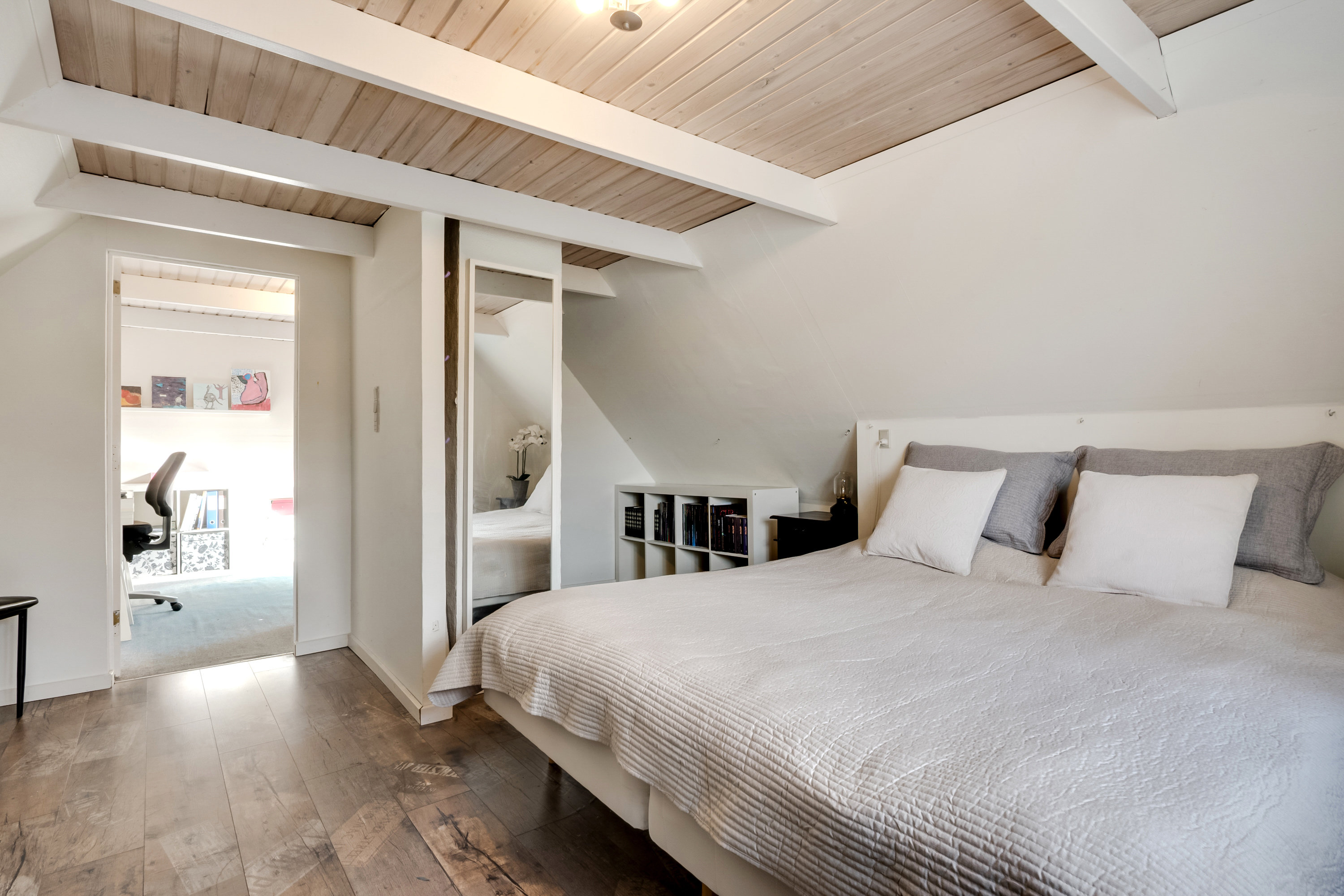 Fremhævet soveværelse billede i fuldskærmstilstand. Billede af Vøjstrupvej 37, Nr Broby, 5672 Broby