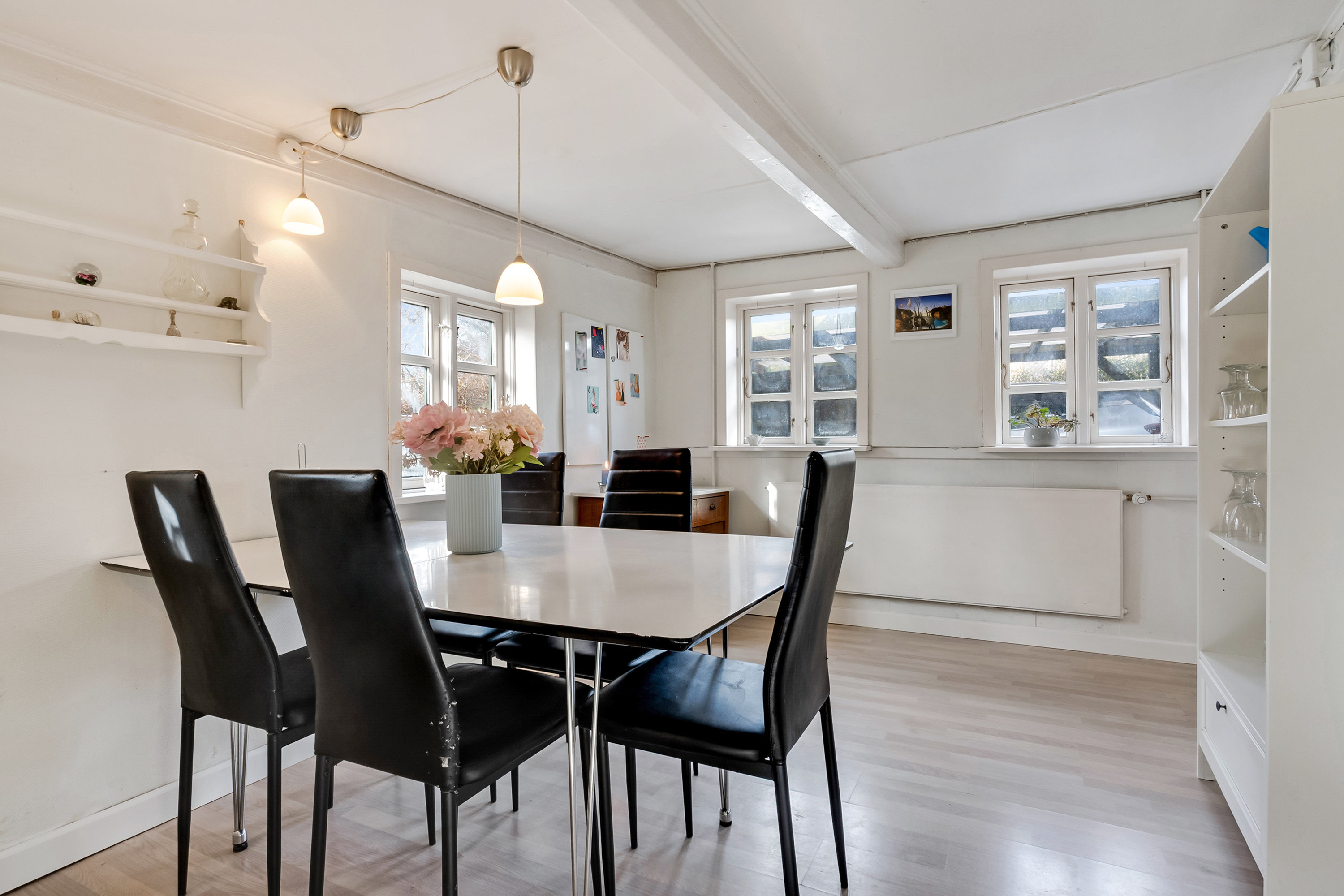 Fremhævet køkken alrum billede i fuldskærmstilstand. Billede af Vøjstrupvej 37, Nr Broby, 5672 Broby