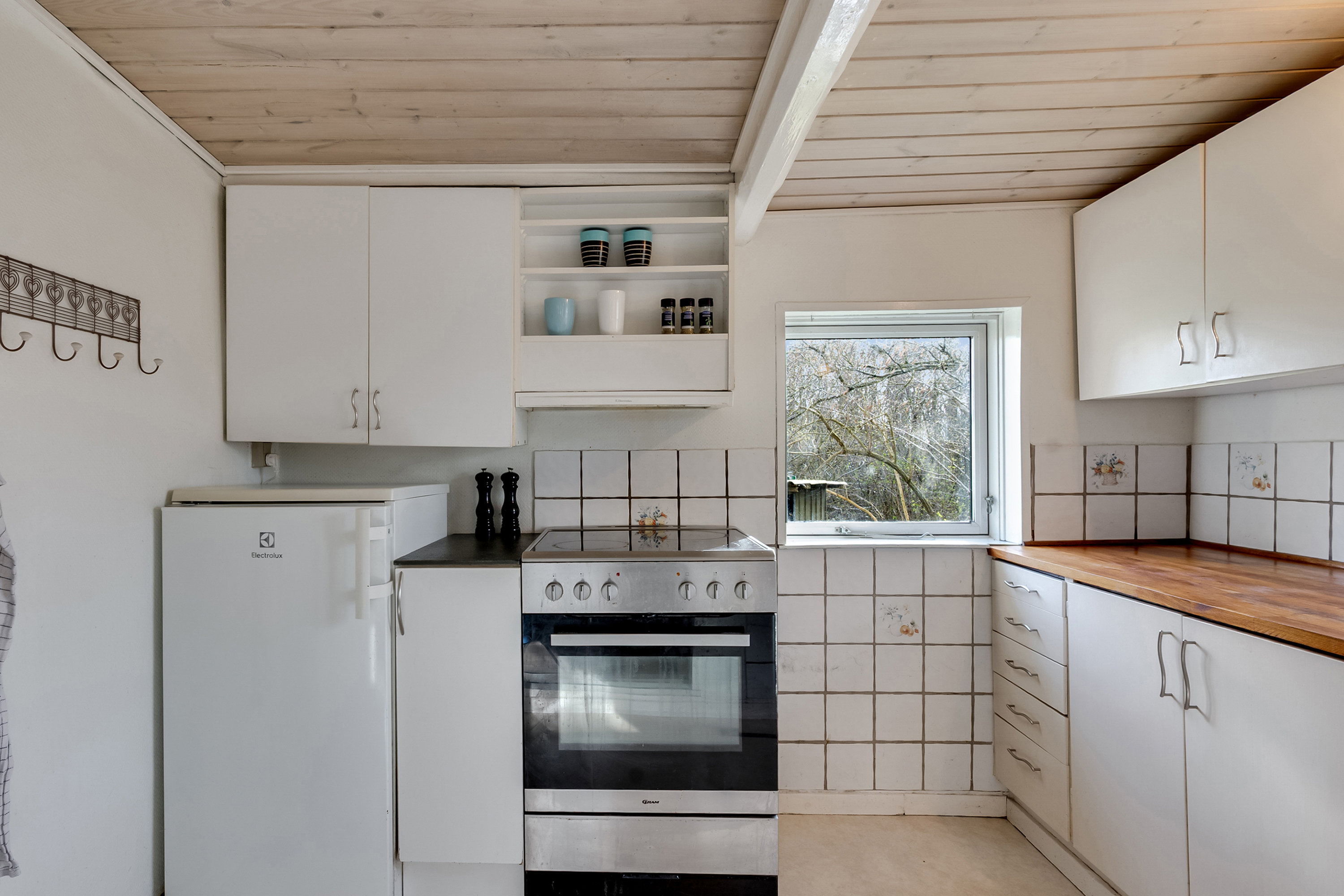 Fremhævet køkken alrum billede i fuldskærmstilstand. Billede af Vøjstrupvej 37, Nr Broby, 5672 Broby