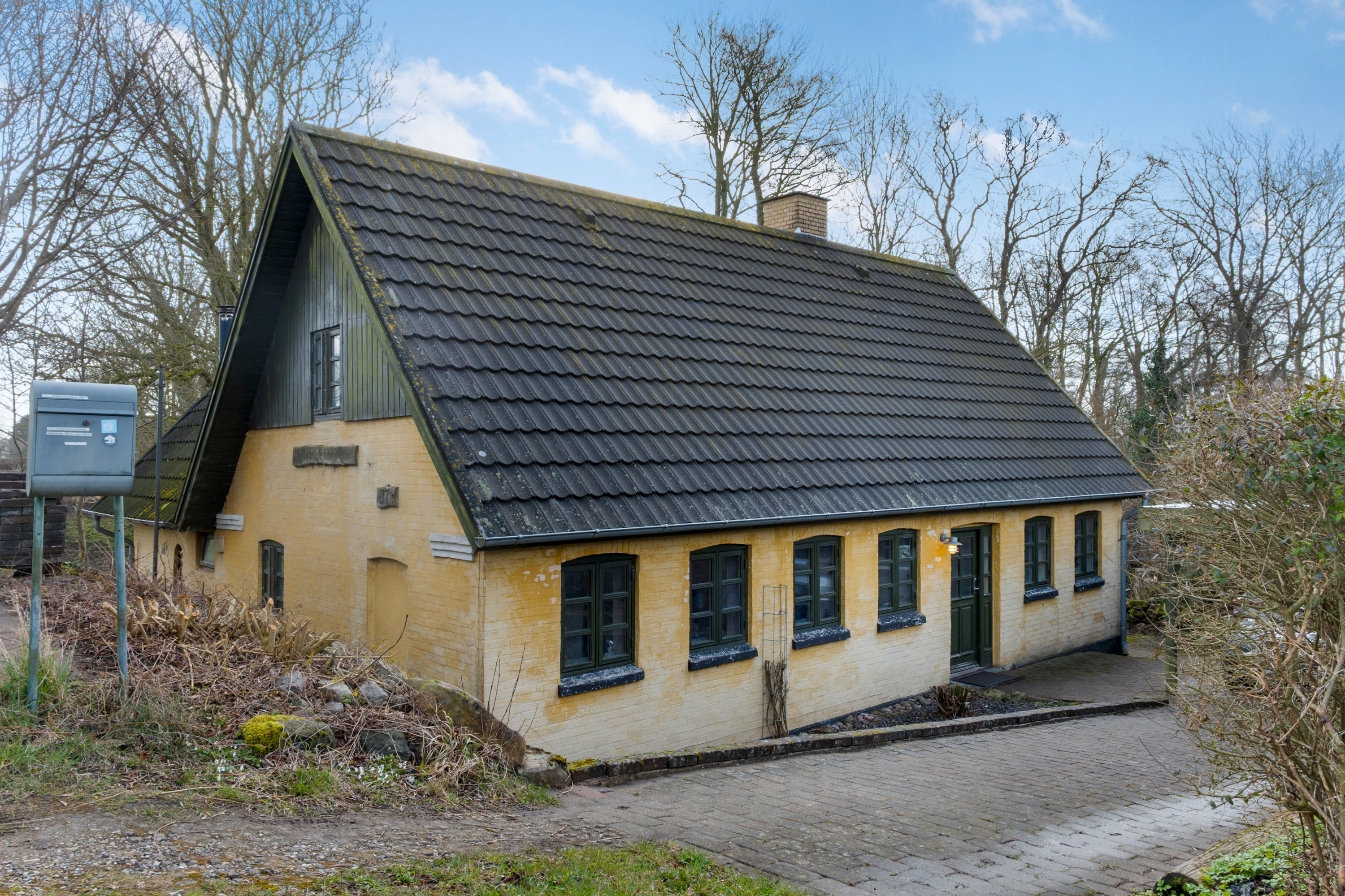 Miniaturebillede 1: facade. Billede af Vøjstrupvej 37, Nr Broby, 5672 Broby