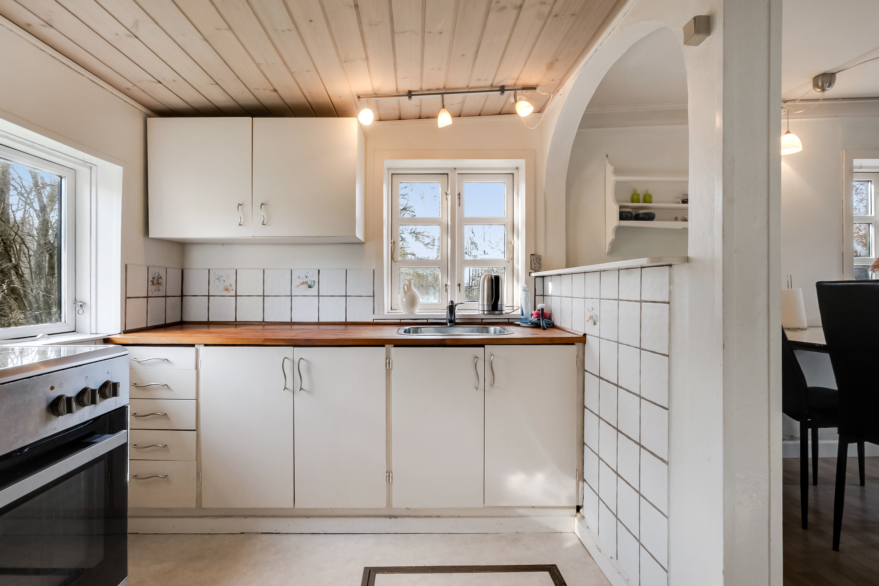 Fremhævet køkken alrum billede i fuldskærmstilstand. Billede af Vøjstrupvej 37, Nr Broby, 5672 Broby