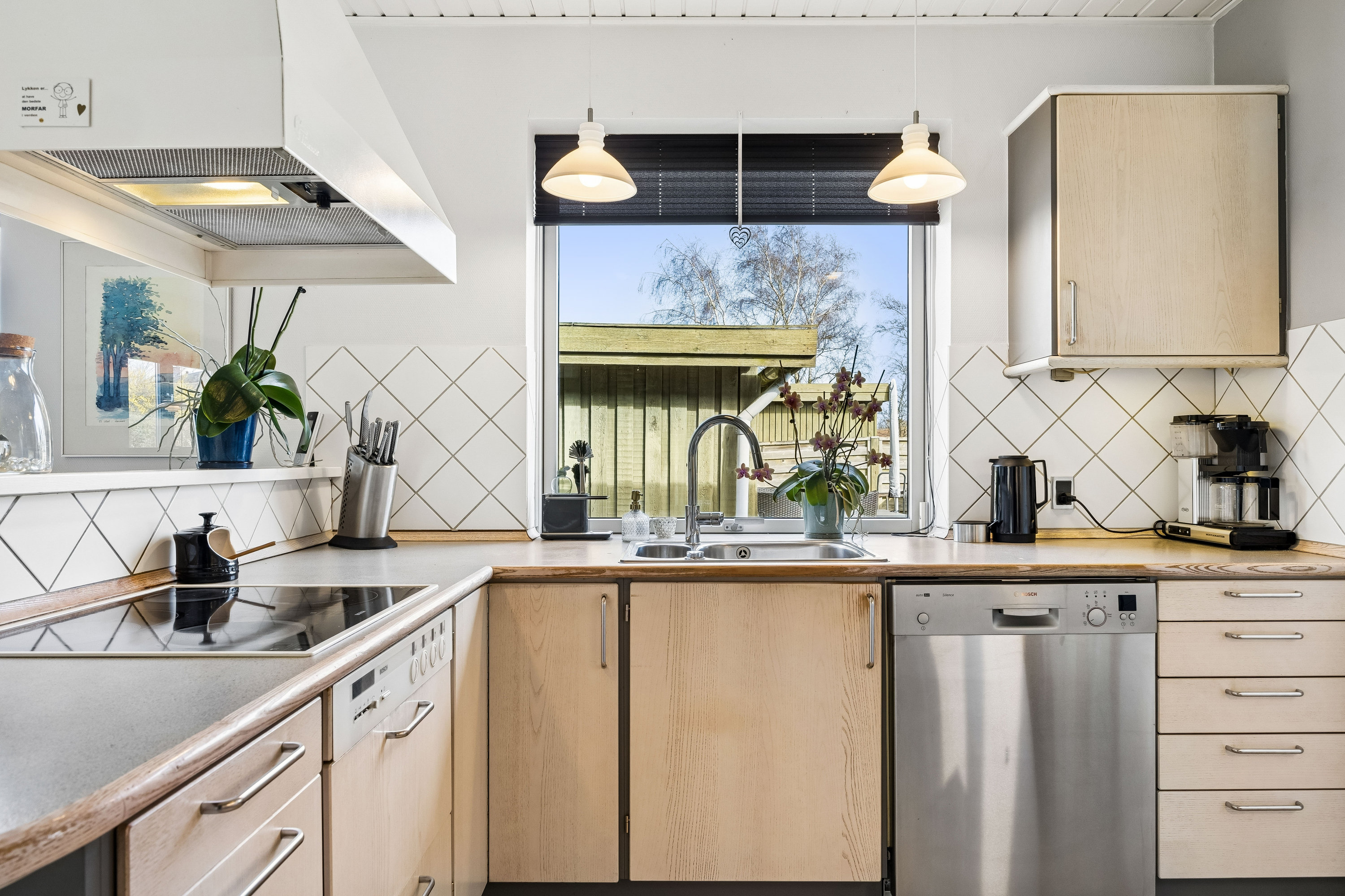 Fremhævet køkken billede i fuldskærmstilstand. Billede af Bygvænget 15, 4270 Høng