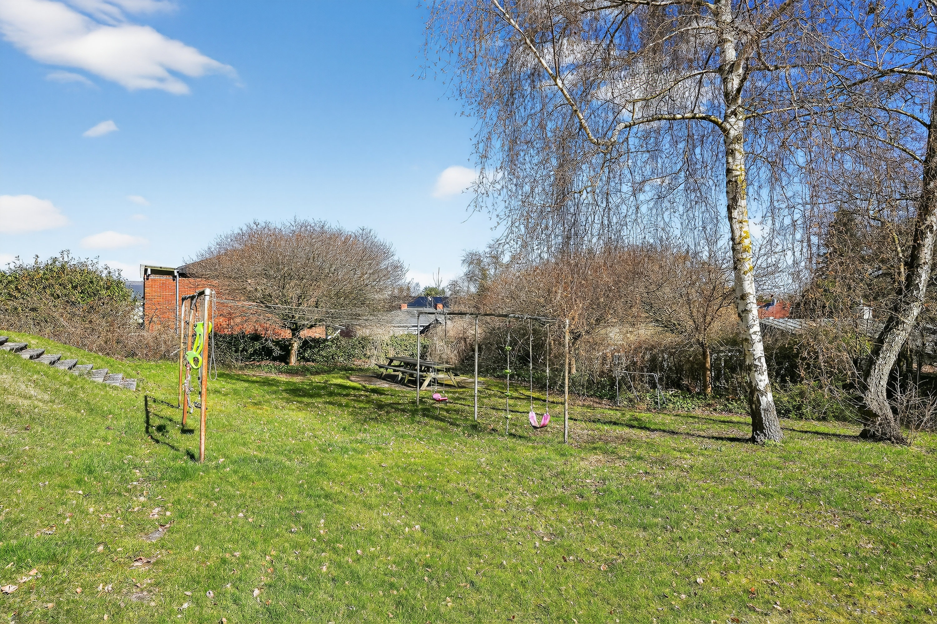 Fremhævet have billede i fuldskærmstilstand. Billede af Christianehøj 71, 1. th., 2860 Søborg