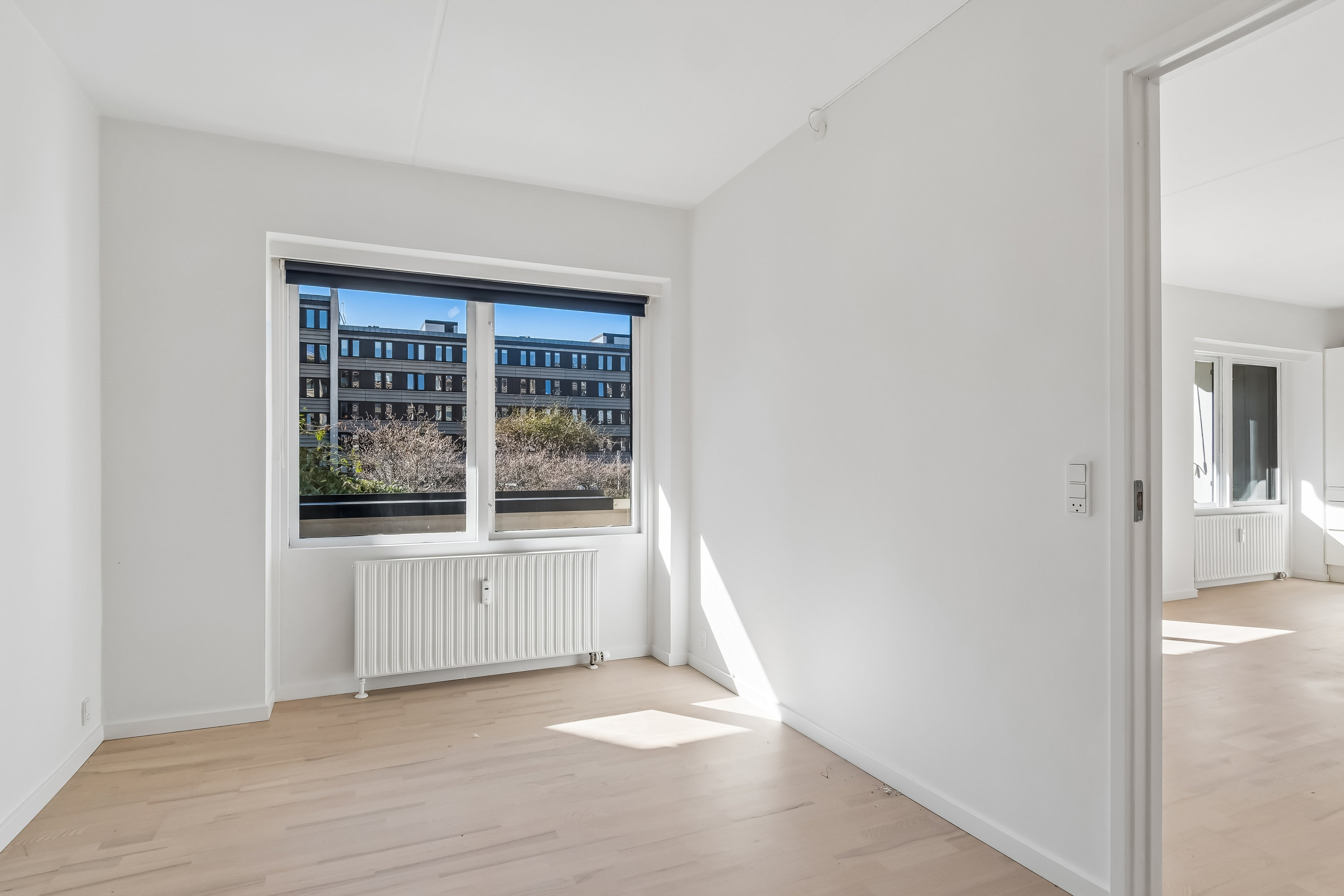 Fremhævet værelse billede i fuldskærmstilstand. Billede af Bredebovej 27, st.. mf., 2800 Kongens Lyngby