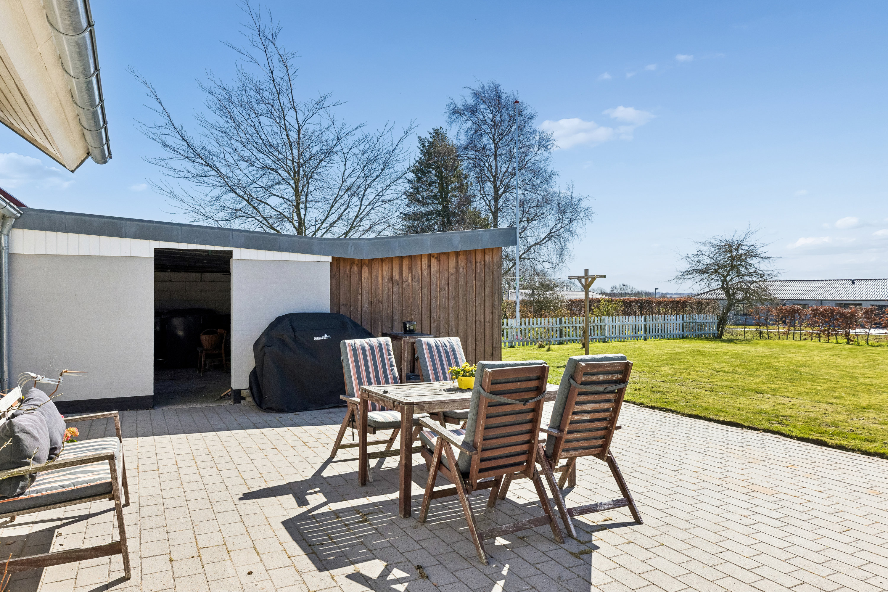 Fremhævet terrasse billede i fuldskærmstilstand. Billede af Gl. Landevej 16, Vester Sottrup, 6400 Sønderborg