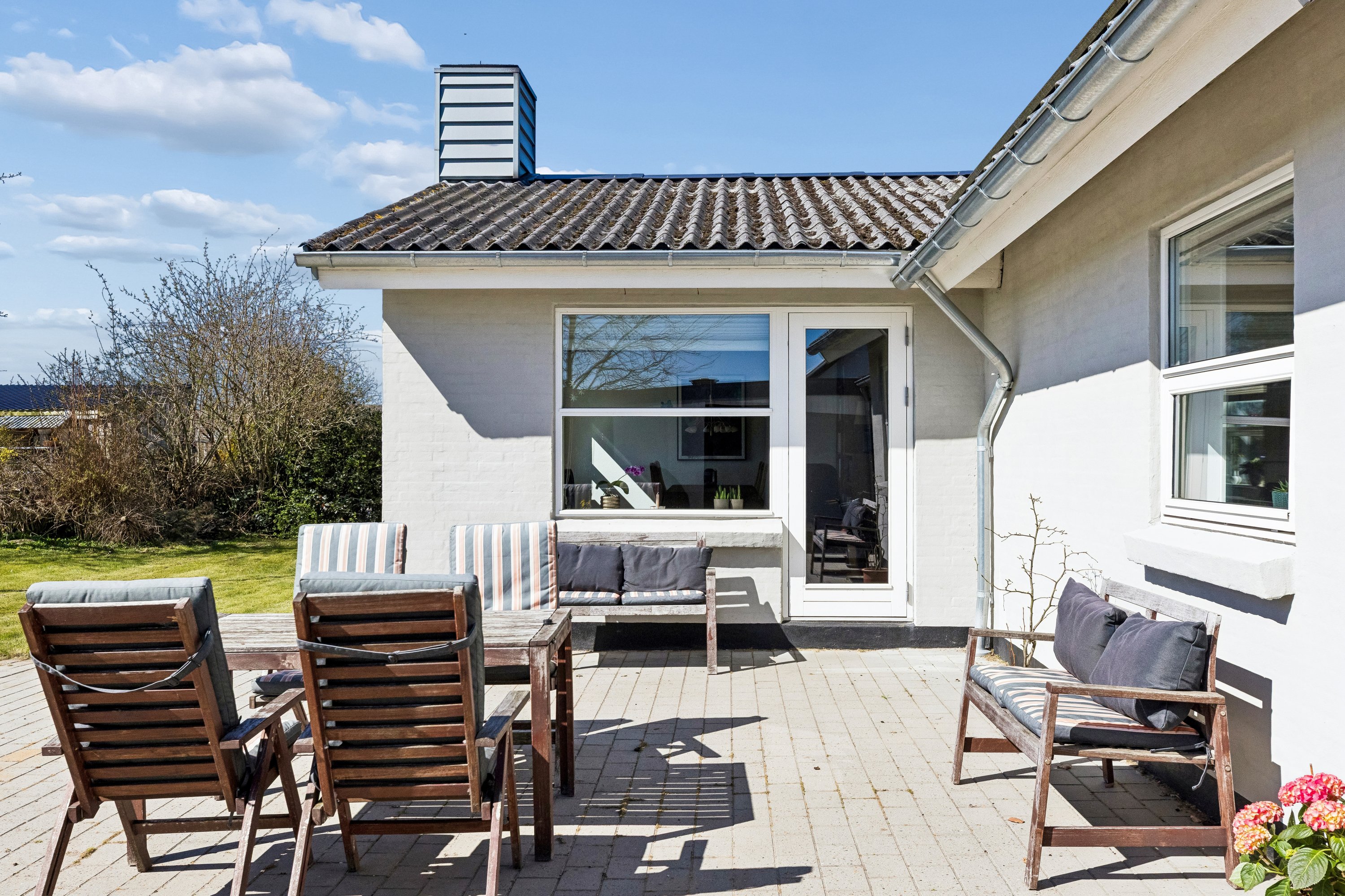 Fremhævet terrasse billede i fuldskærmstilstand. Billede af Gl. Landevej 16, Vester Sottrup, 6400 Sønderborg