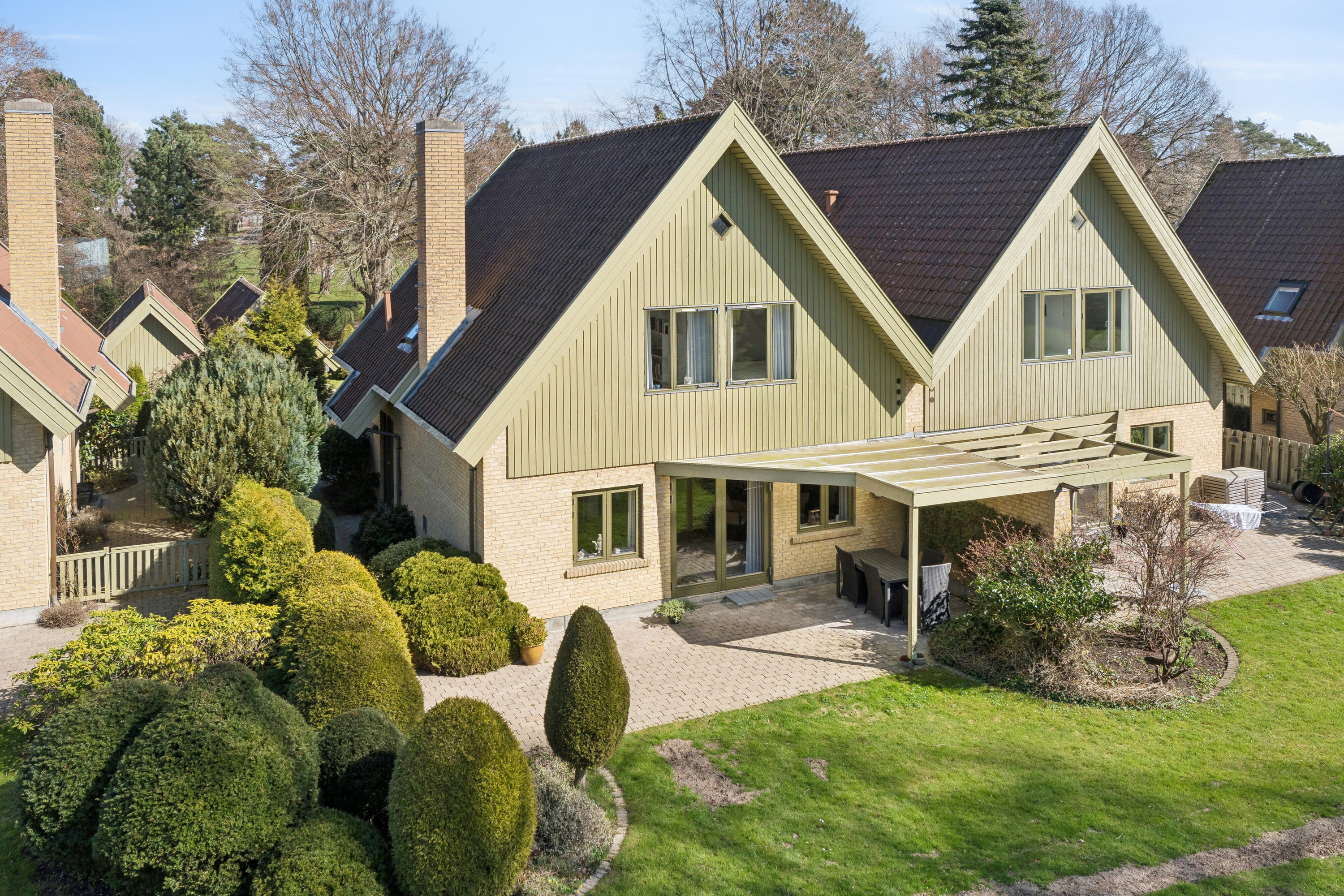 Fremhævet set fra haven billede i fuldskærmstilstand. Billede af Sømandshvile Park 33, 2960 Rungsted Kyst