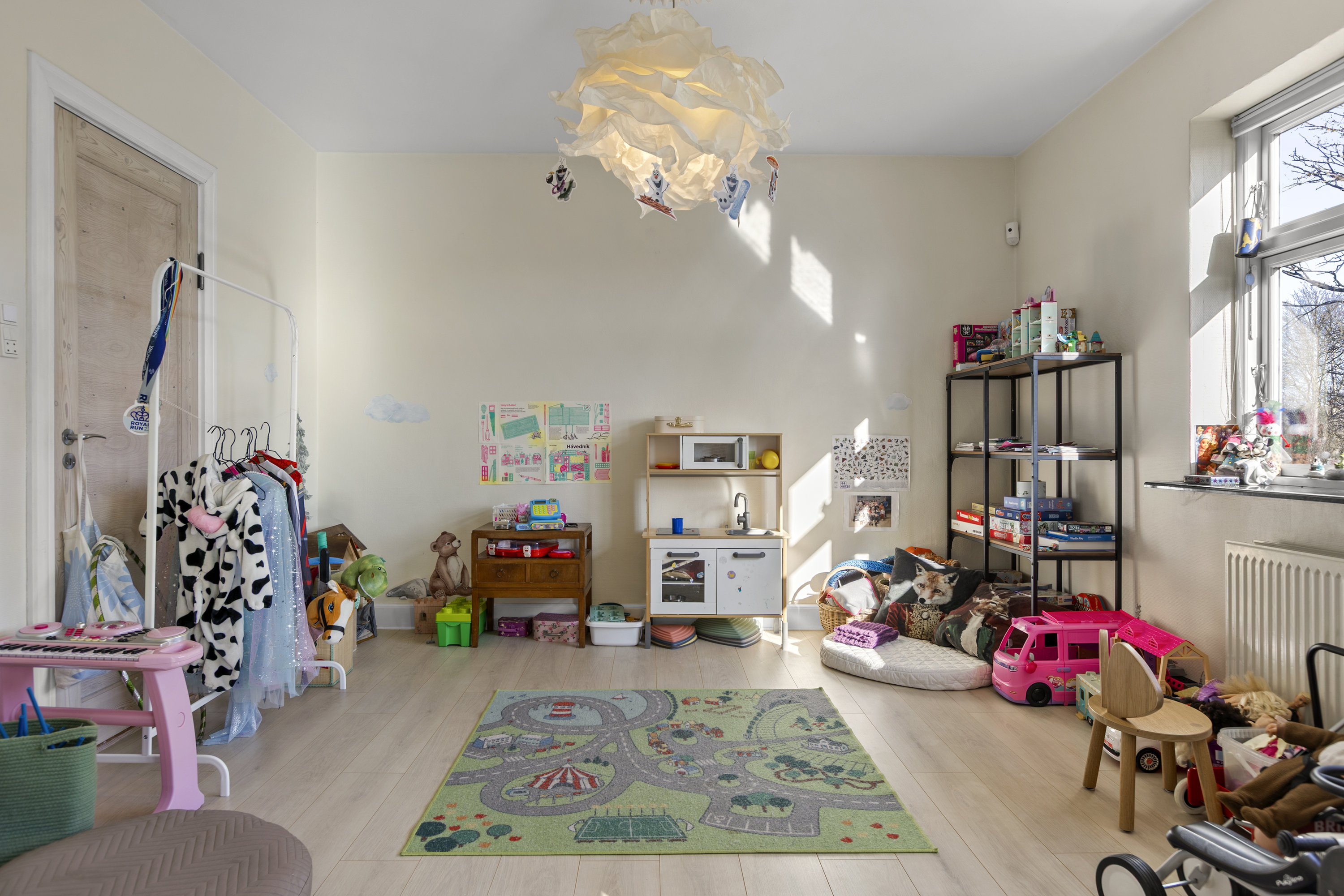 Fremhævet stue billede i fuldskærmstilstand. Billede af Benløse Skel 4L, Benløse, 4100 Ringsted