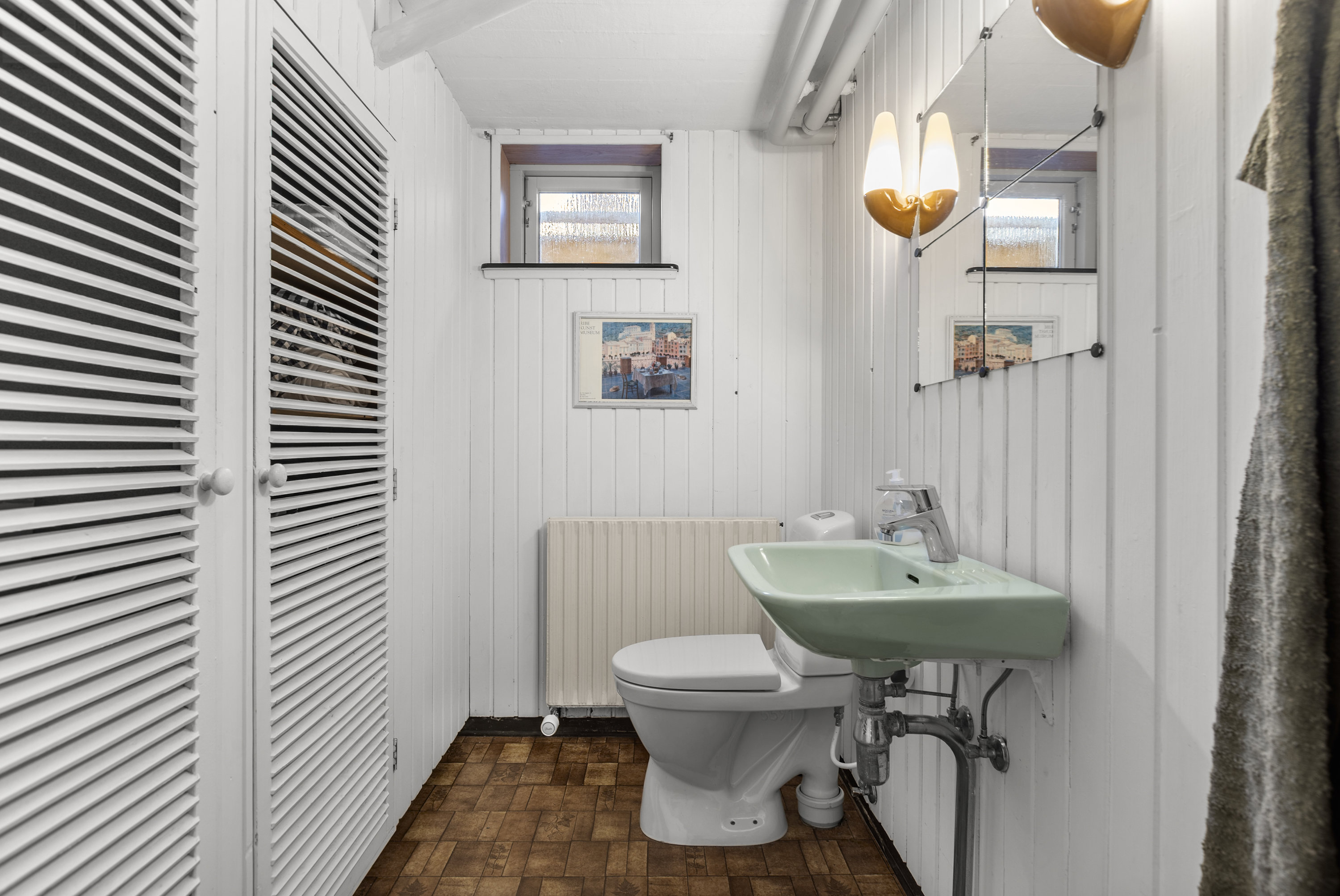 Fremhævet toilet billede i fuldskærmstilstand. Billede af Havretoften 39, 4200 Slagelse