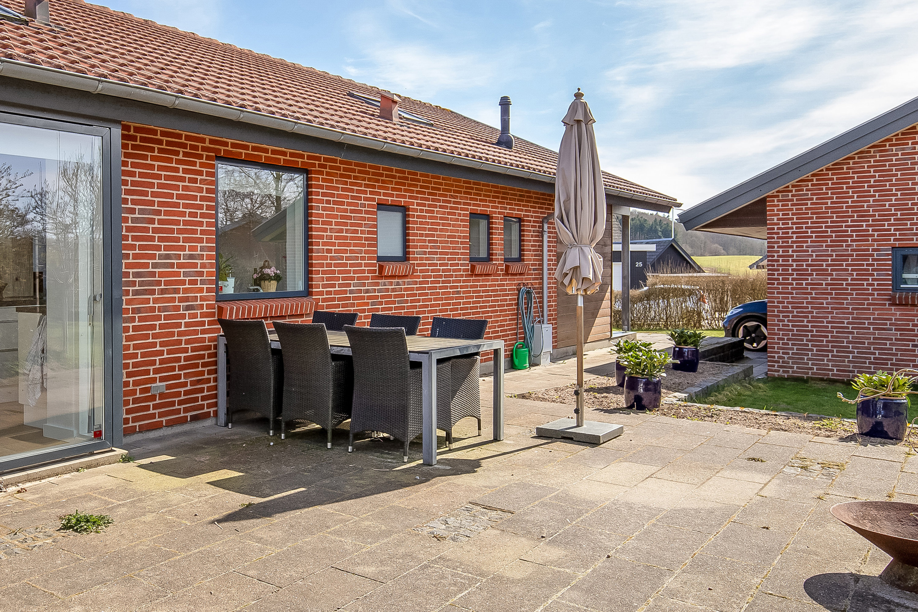 Fremhævet terrasse billede i fuldskærmstilstand. Billede af Skibet Bakkevej 14, 7100 Vejle