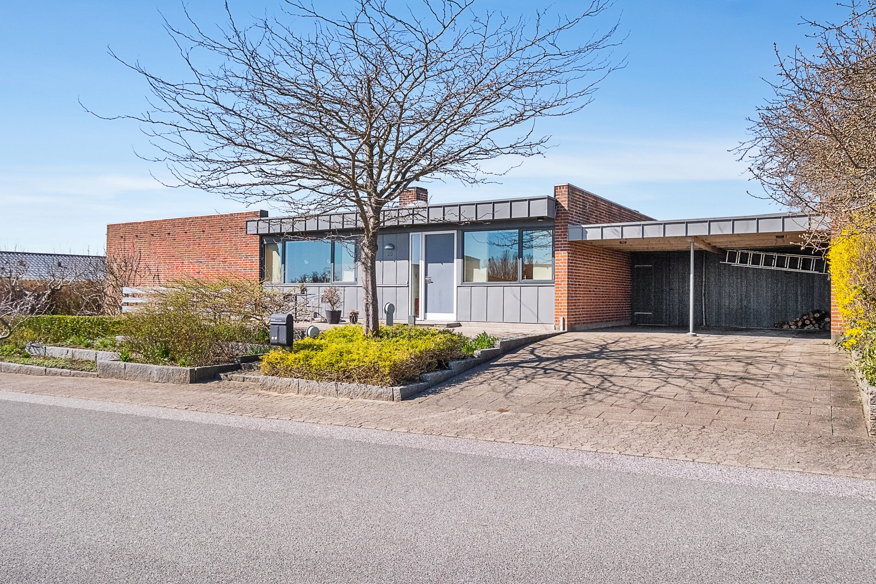 Miniaturebillede 2: facade. Billede af Elleparken 20, 8520 Lystrup