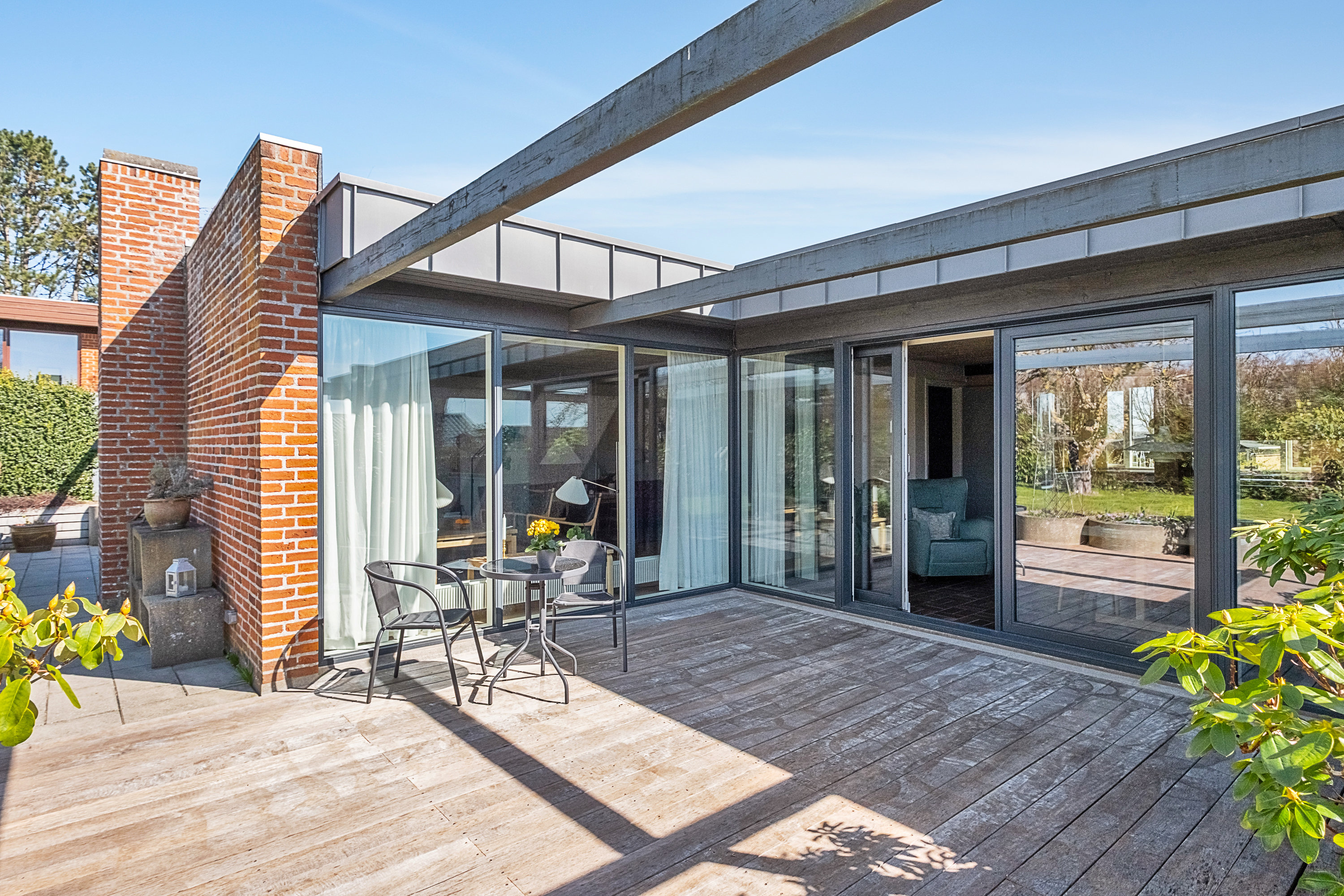 Fremhævet terrasse billede i fuldskærmstilstand. Billede af Elleparken 20, 8520 Lystrup