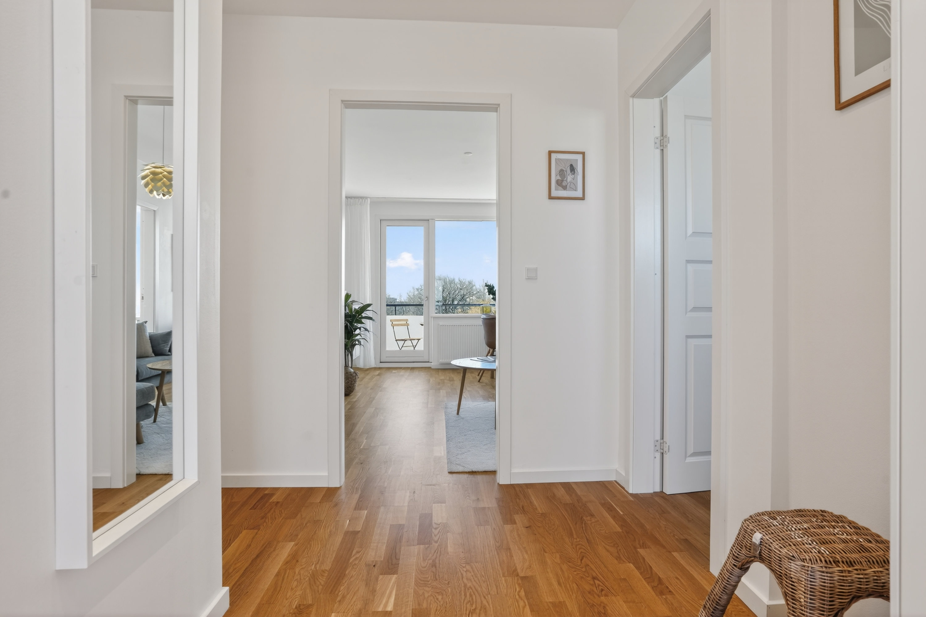 Fremhævet entré billede i fuldskærmstilstand. Billede af Bagsværd Hovedgade 83E, 3., 2880 Bagsværd