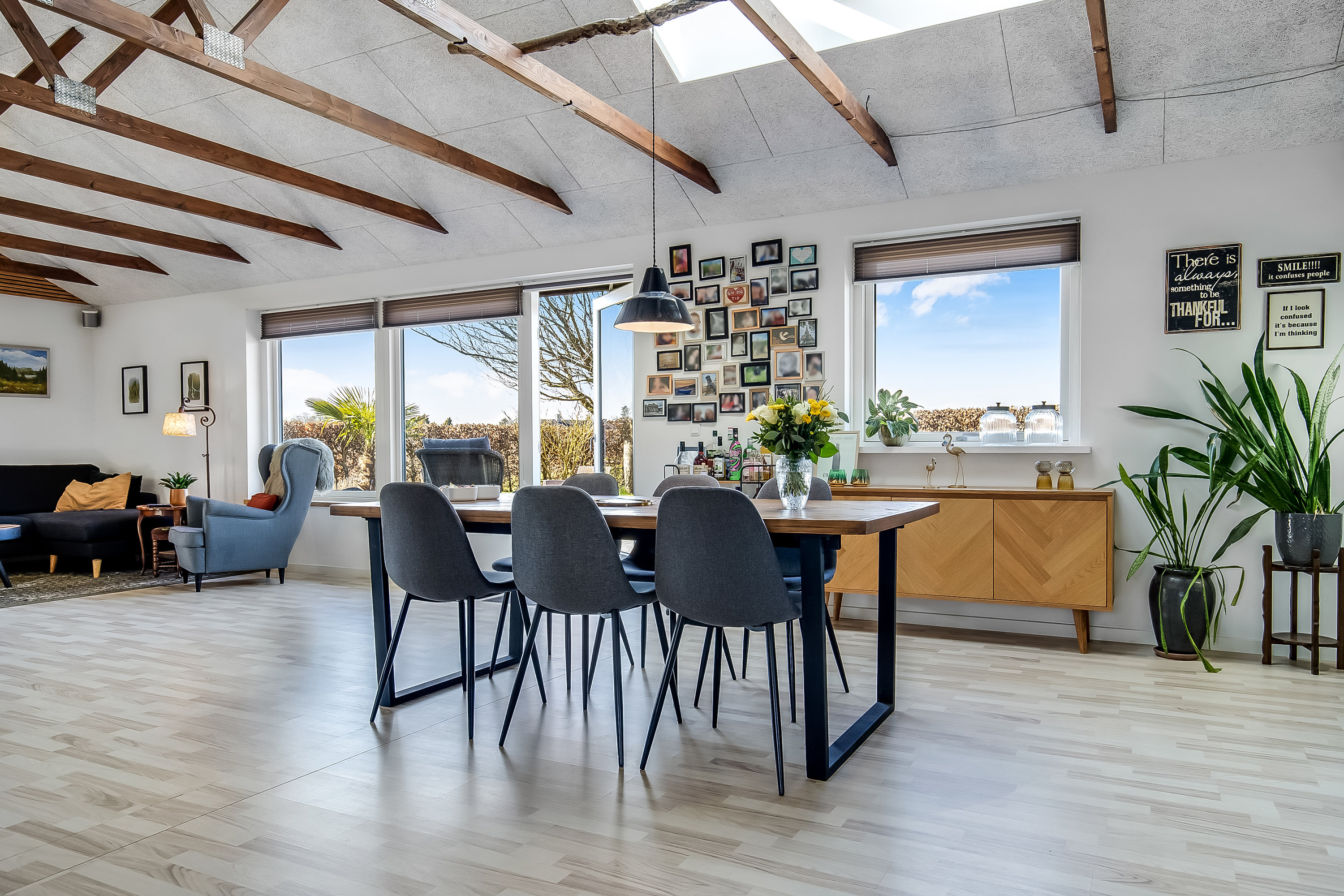 Fremhævet stue billede i fuldskærmstilstand. Billede af Ågade 61, Bredstrup, 7000 Fredericia