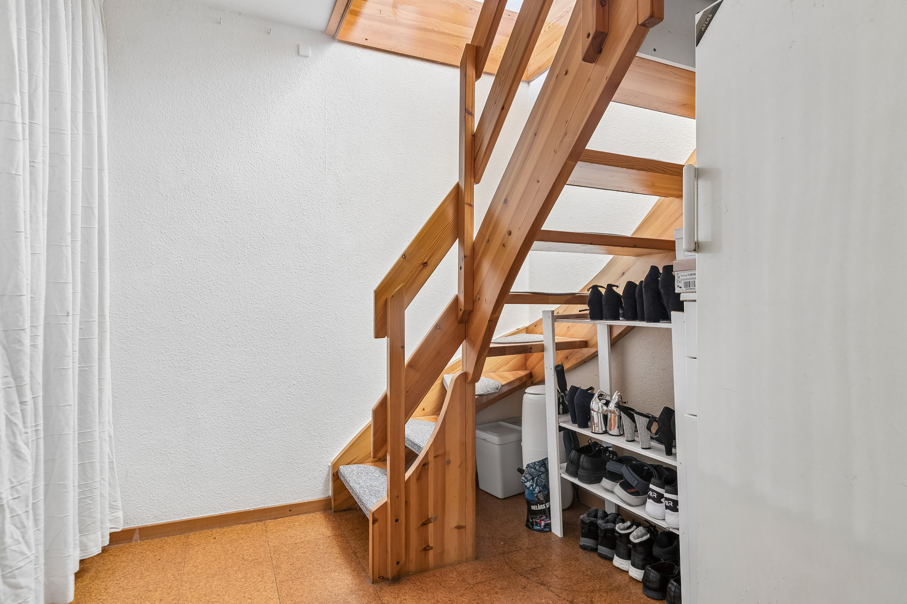 Fremhævet trappe billede i fuldskærmstilstand. Billede af Skagensgade 20, Høje Taastrup, 2630 Taastrup