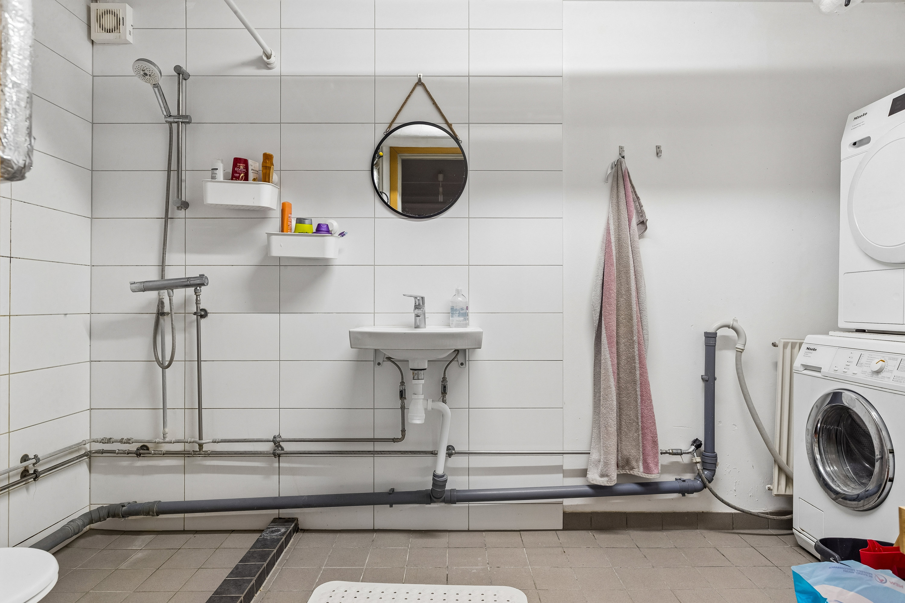 Fremhævet badeværelse billede i fuldskærmstilstand. Billede af Skagensgade 20, Høje Taastrup, 2630 Taastrup