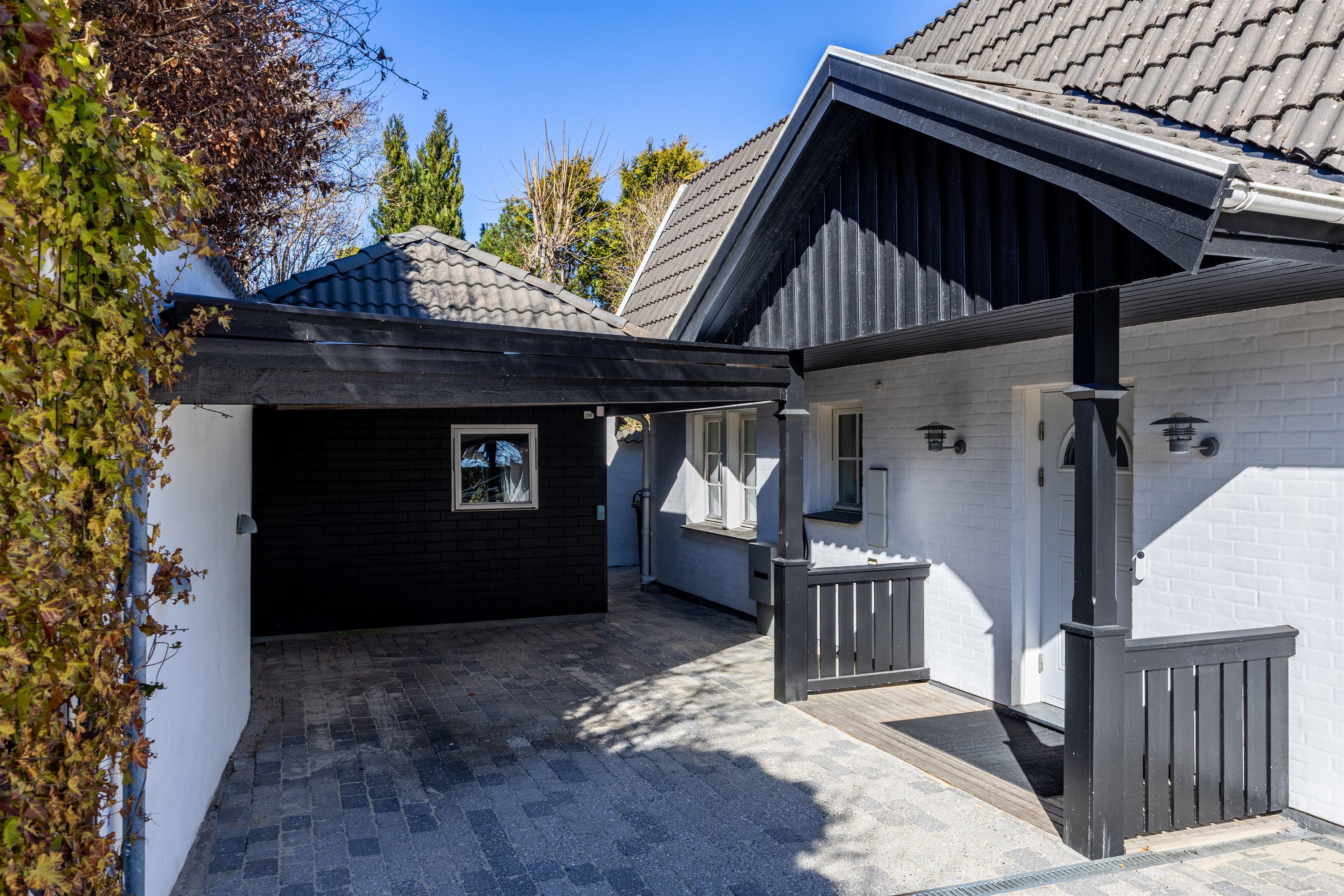 Fremhævet carport billede i fuldskærmstilstand. Billede af Stubbedamsvej 91B, 3000 Helsingør