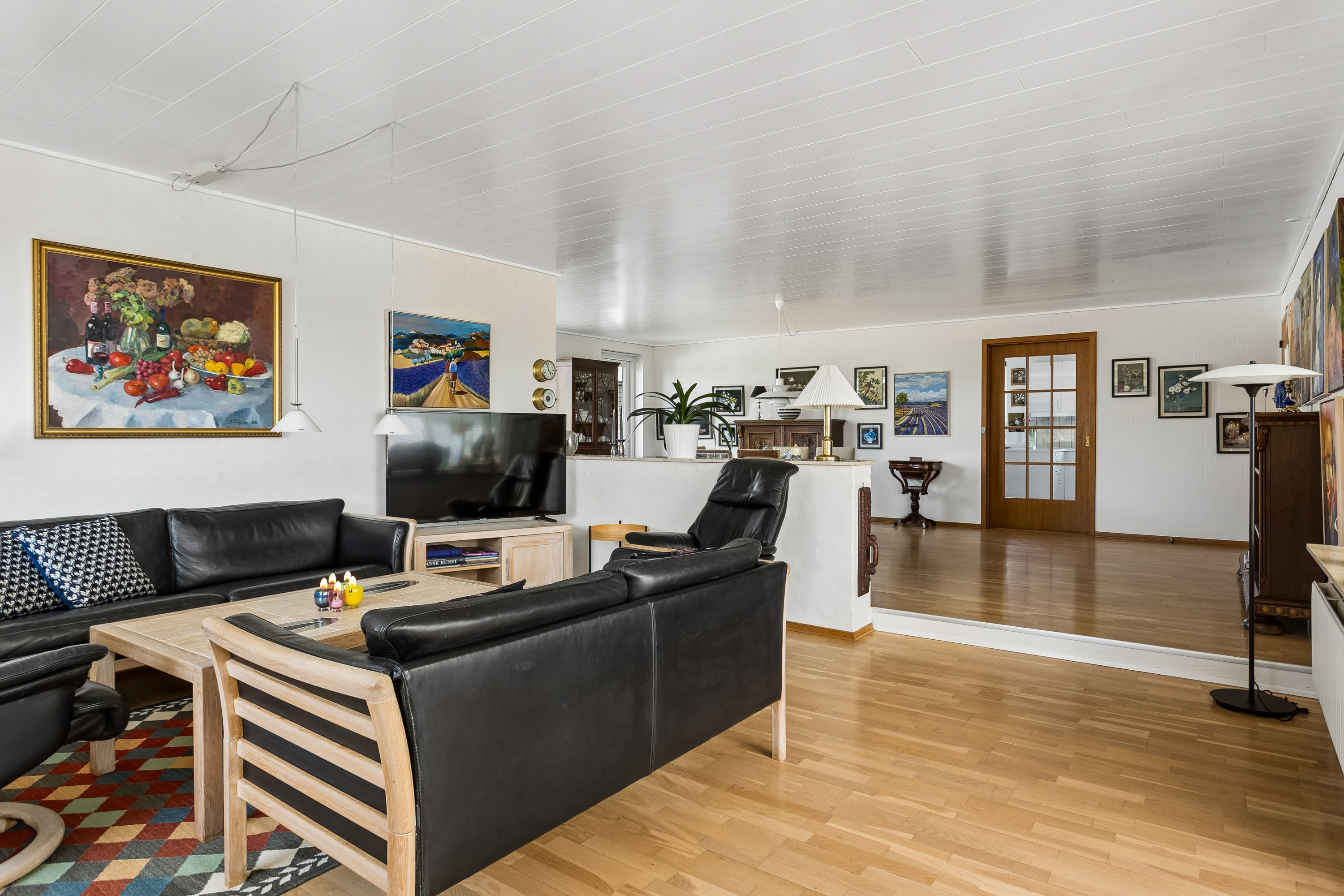 Fremhævet stue billede i fuldskærmstilstand. Billede af Hirsevænget 10, 7500 Holstebro