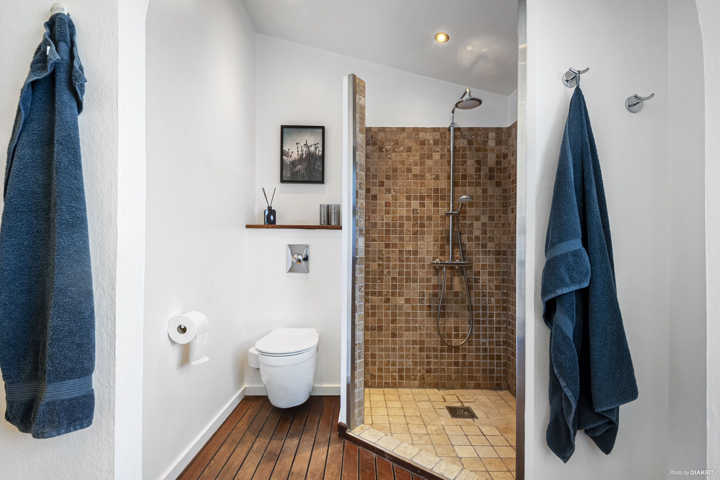 Fremhævet badeværelse billede i fuldskærmstilstand. Billede af Møllebakken 6, 4681 Herfølge