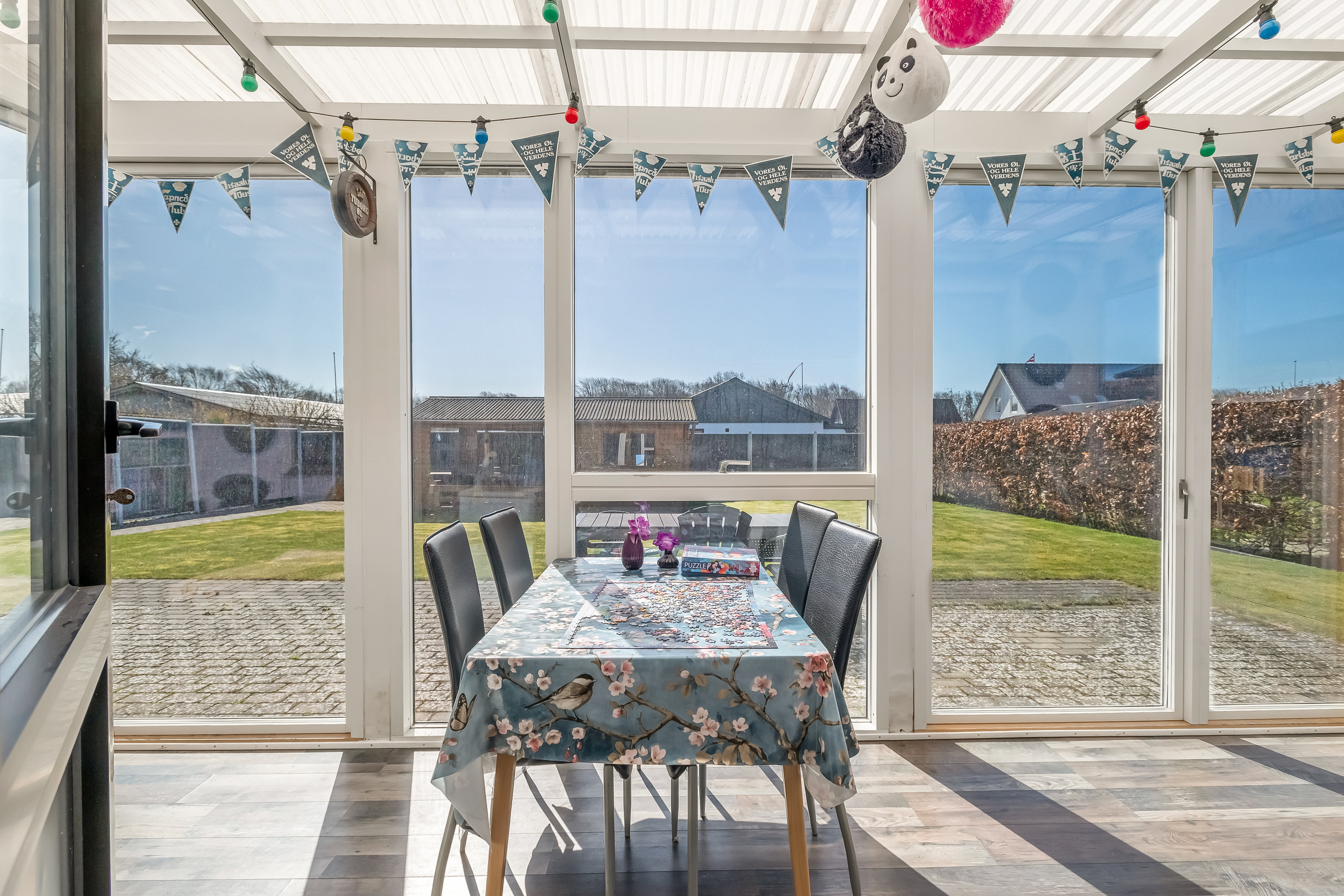 Fremhævet udestue billede i fuldskærmstilstand. Billede af Store Kjærgaardsvej 7, 6940 Lem St