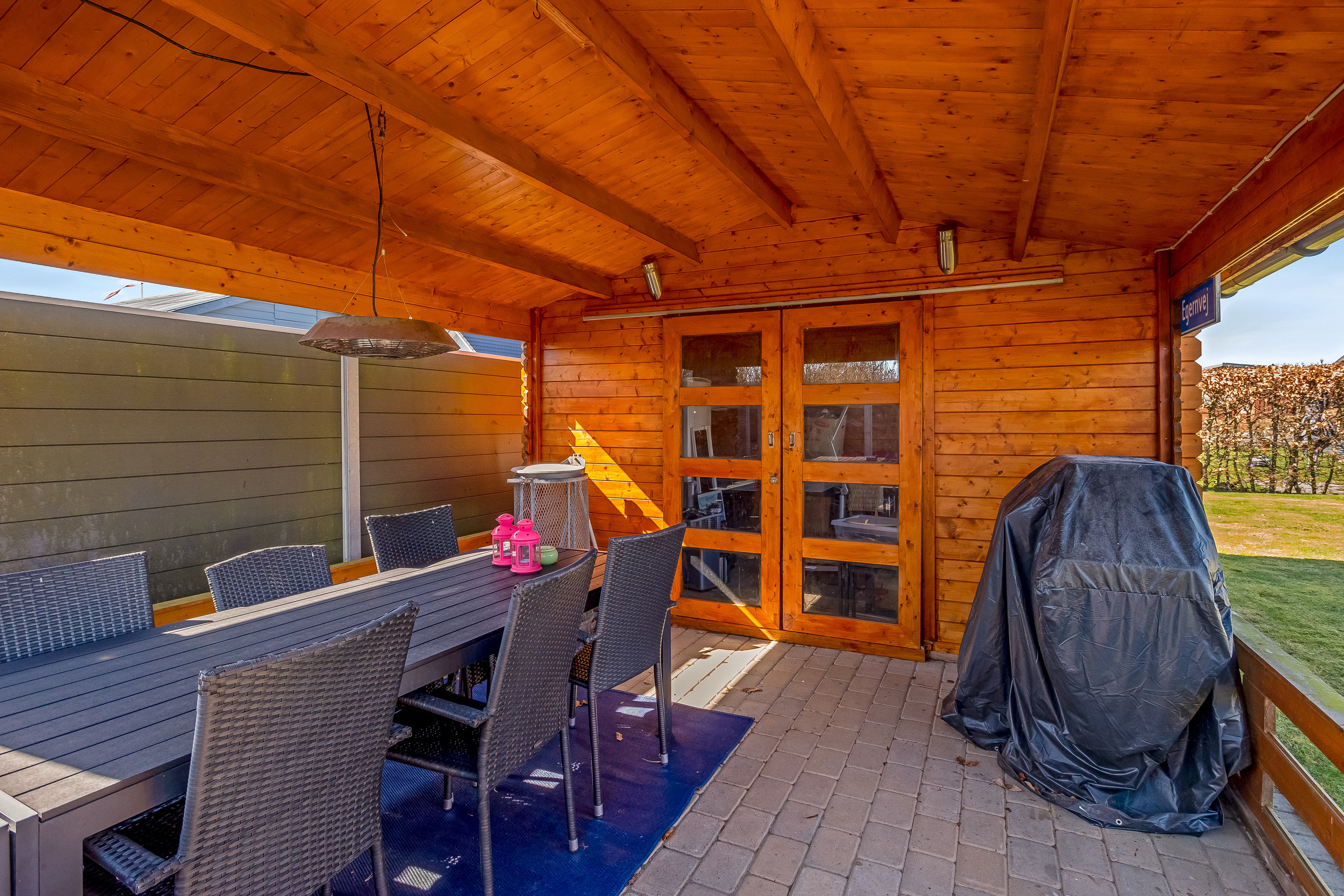 Fremhævet overdækket terrasse billede i fuldskærmstilstand. Billede af Store Kjærgaardsvej 7, 6940 Lem St