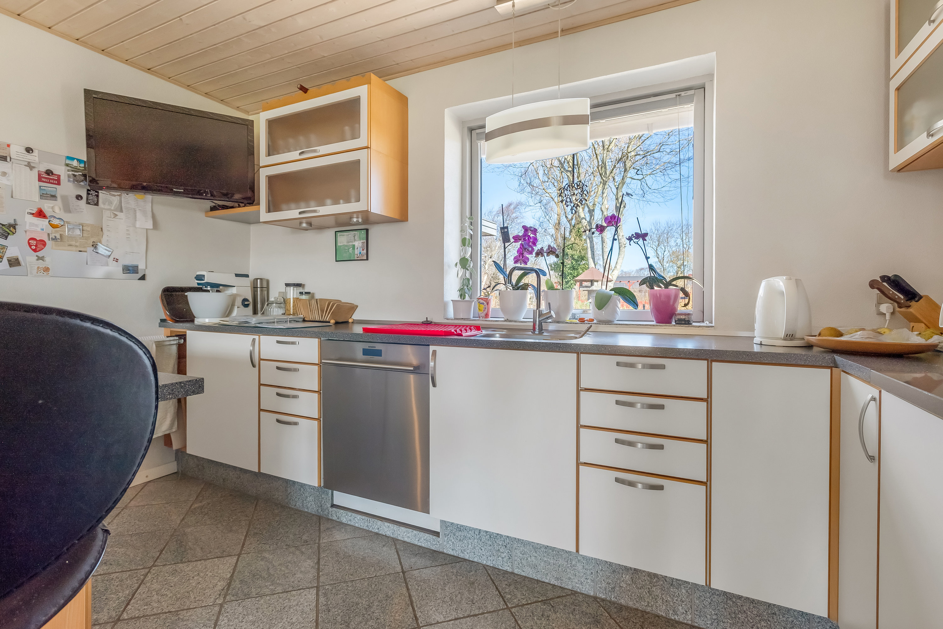 Miniaturebillede 2: køkken alrum. Billede af Finlandsgade 5, 6950 Ringkøbing