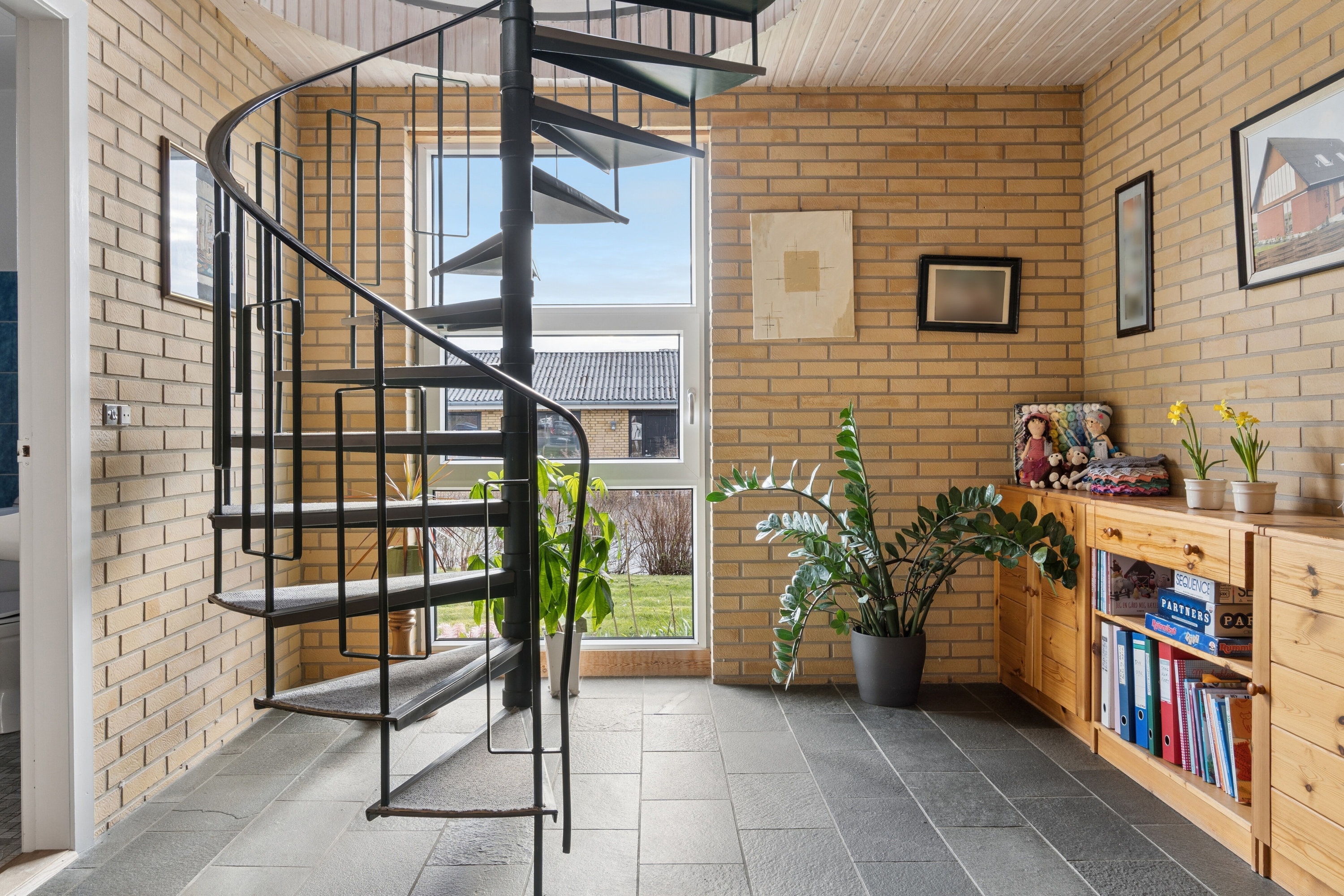 Fremhævet hall billede i fuldskærmstilstand. Billede af Solbakken 19, Ræhr, 7730 Hanstholm