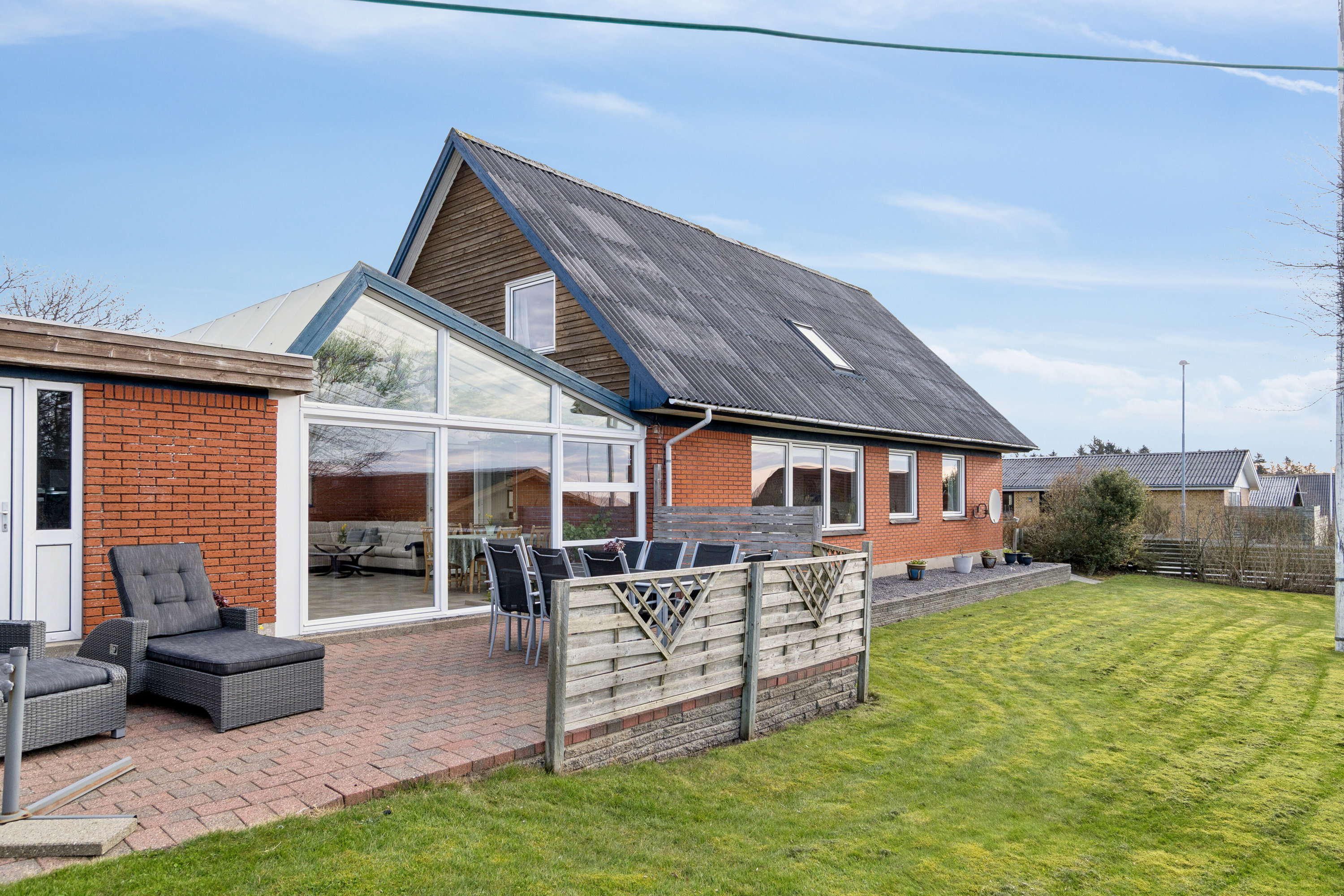 Villa: Set fra haven på Solbakken 19, Ræhr, 7730 Hanstholm