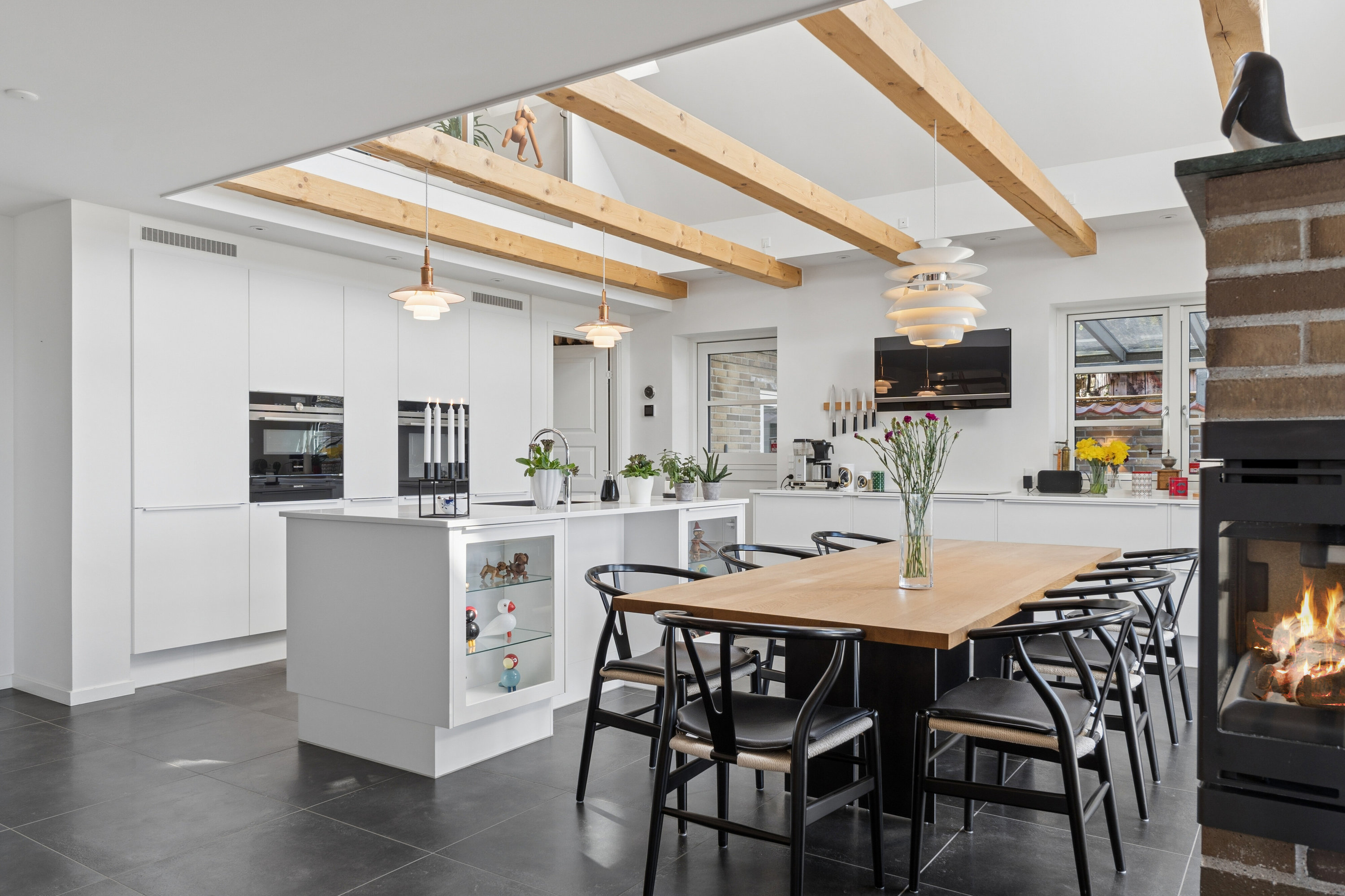 Fremhævet spisestue billede i fuldskærmstilstand. Billede af Muslingevej 24, Seden, 5240 Odense NØ