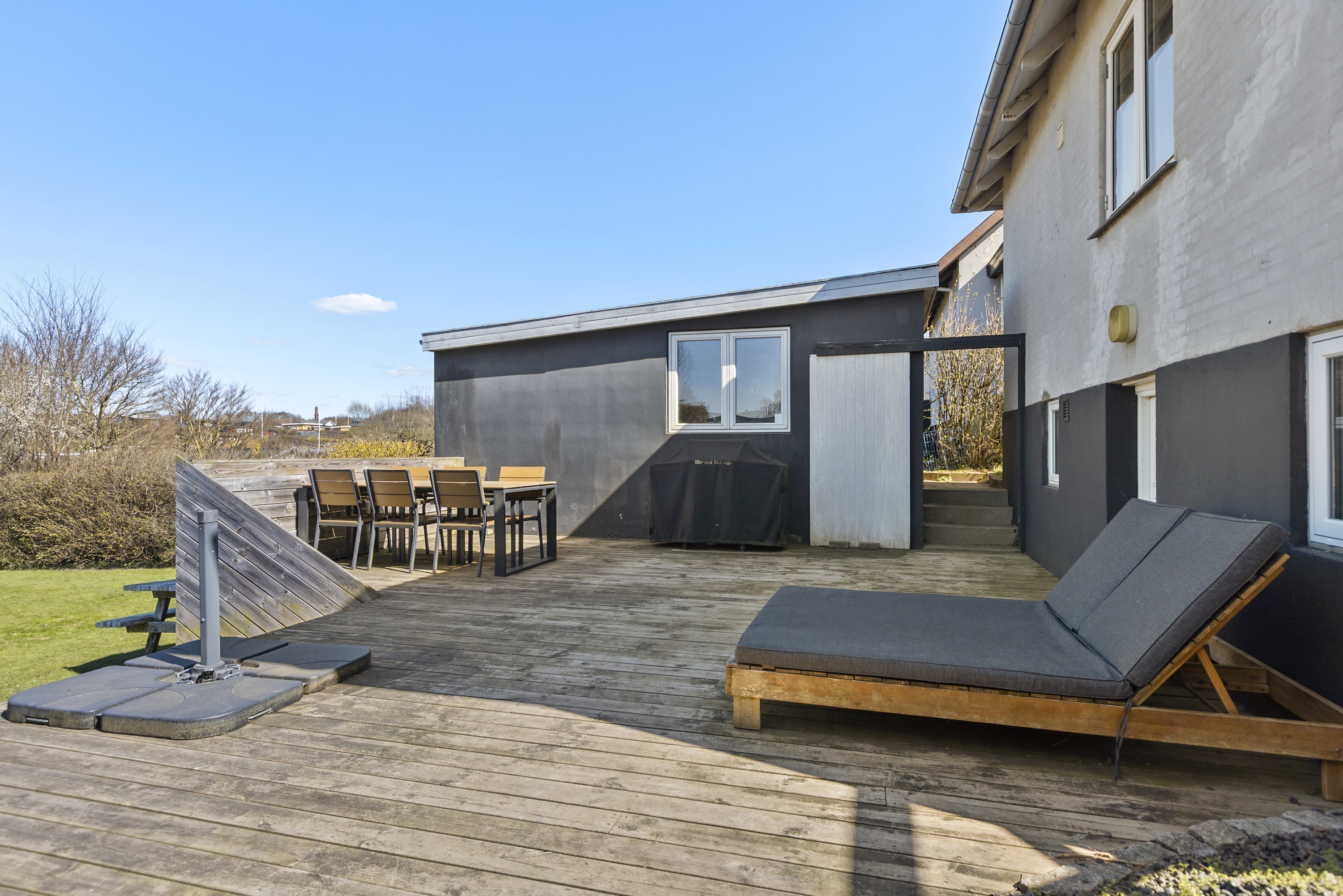 Miniaturebillede 1: terrasse. Billede af Elmevej 17, Slagelse, 4200 Slagelse
