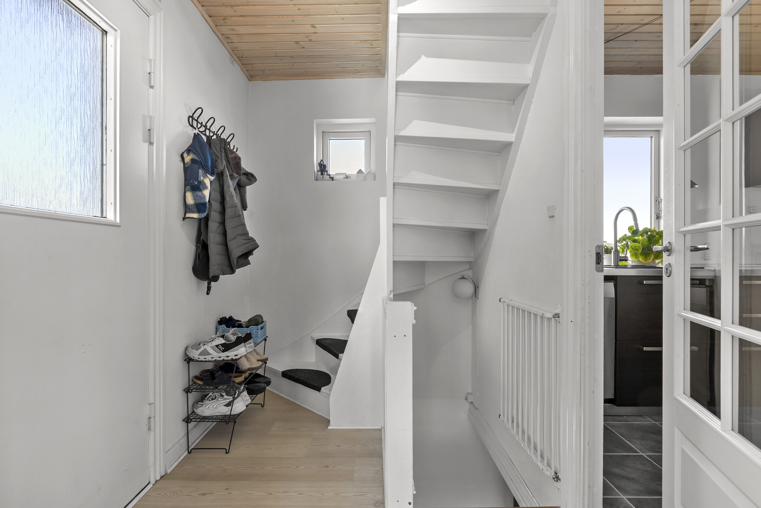 Fremhævet entré billede i fuldskærmstilstand. Billede af Elmevej 17, Slagelse, 4200 Slagelse