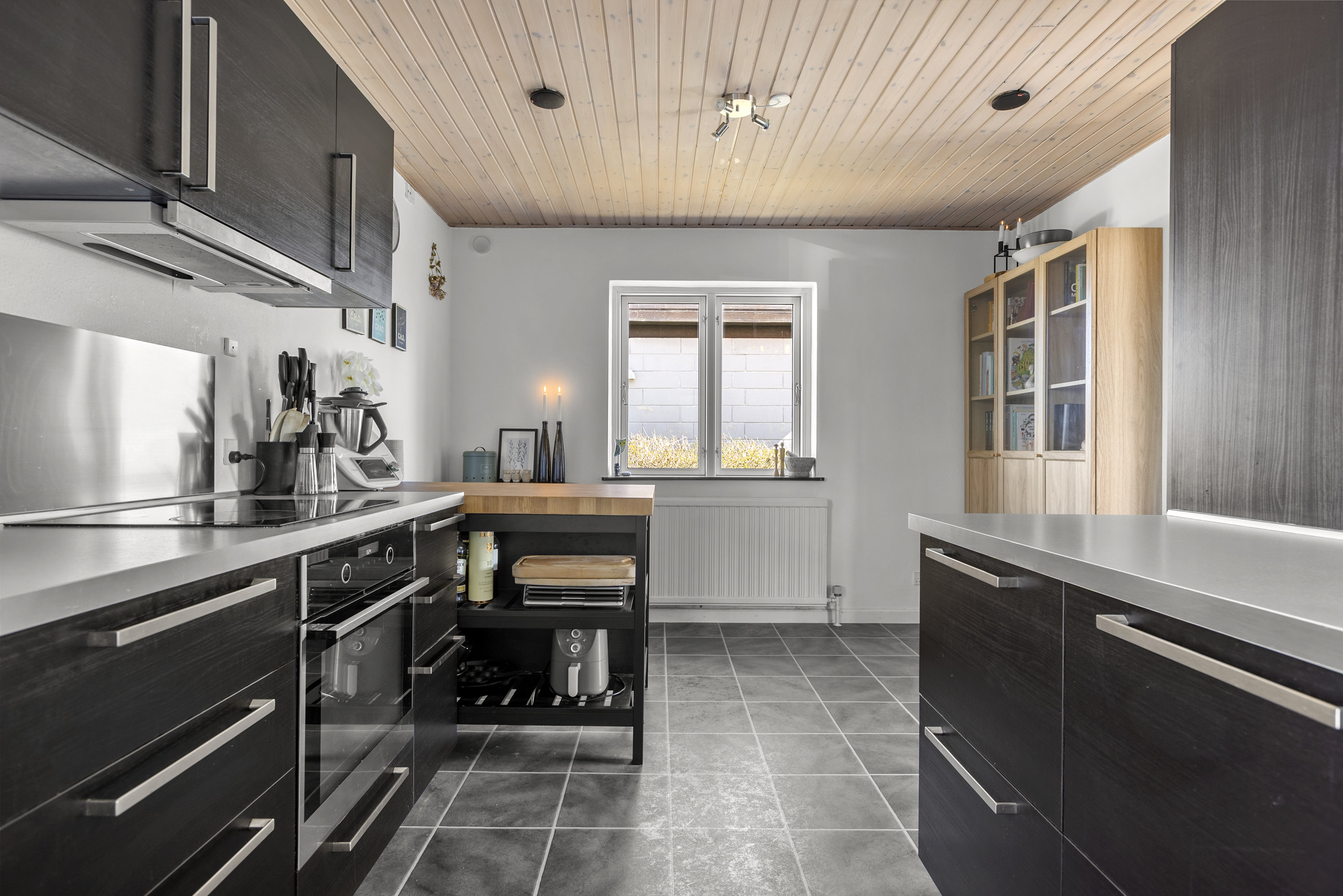 Fremhævet køkken billede i fuldskærmstilstand. Billede af Elmevej 17, Slagelse, 4200 Slagelse