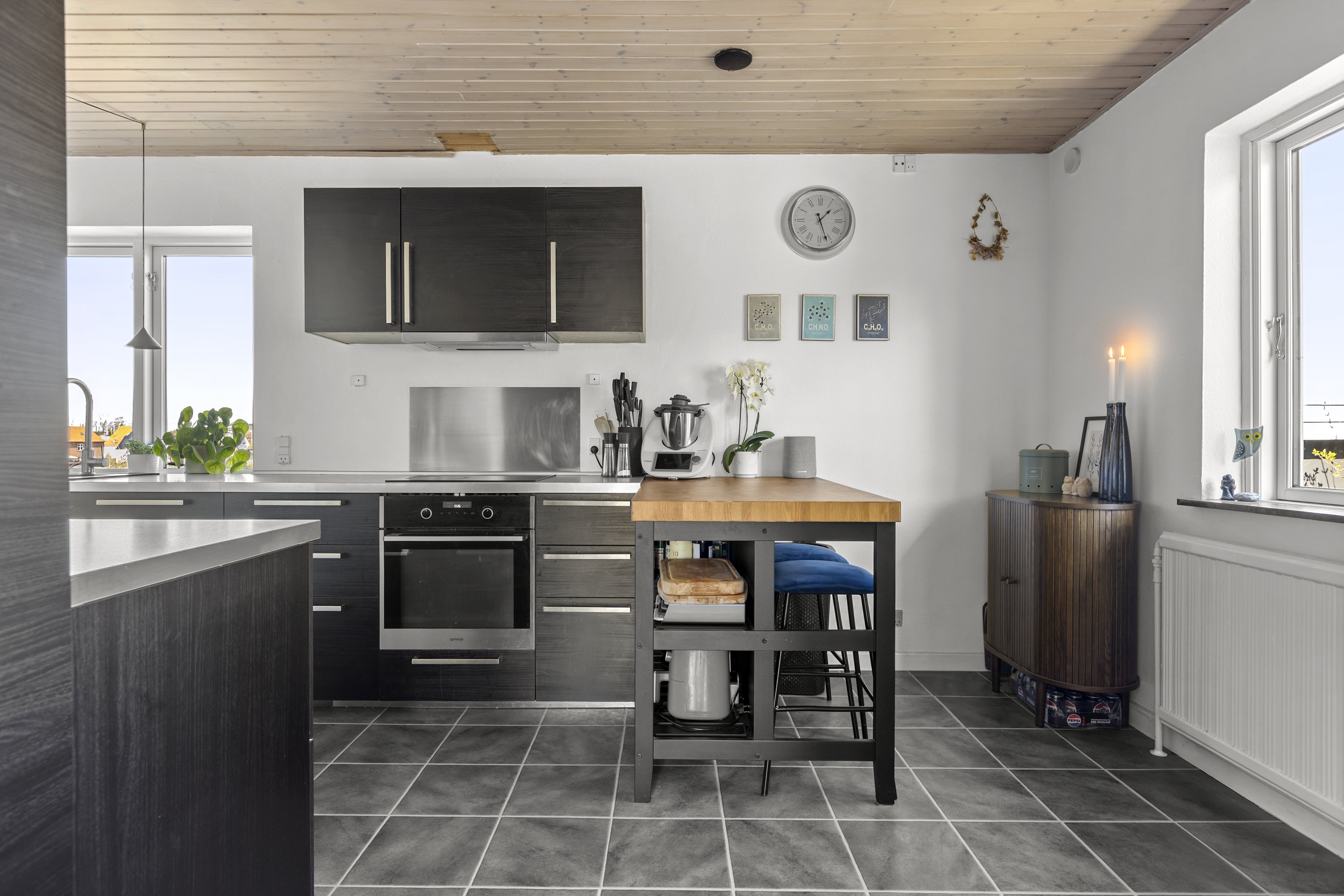 Fremhævet køkken billede i fuldskærmstilstand. Billede af Elmevej 17, Slagelse, 4200 Slagelse