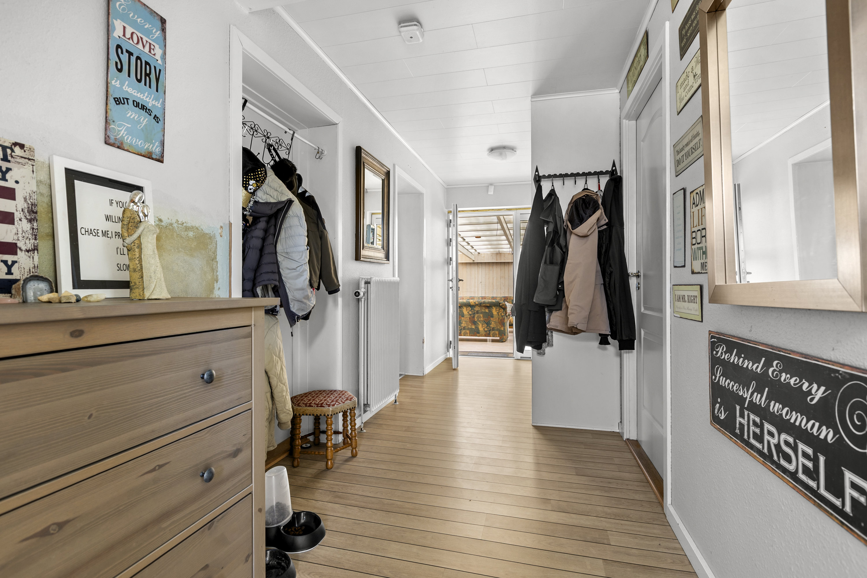 Fremhævet entré billede i fuldskærmstilstand. Billede af Møllevangen 5, Rørby, 4400 Kalundborg