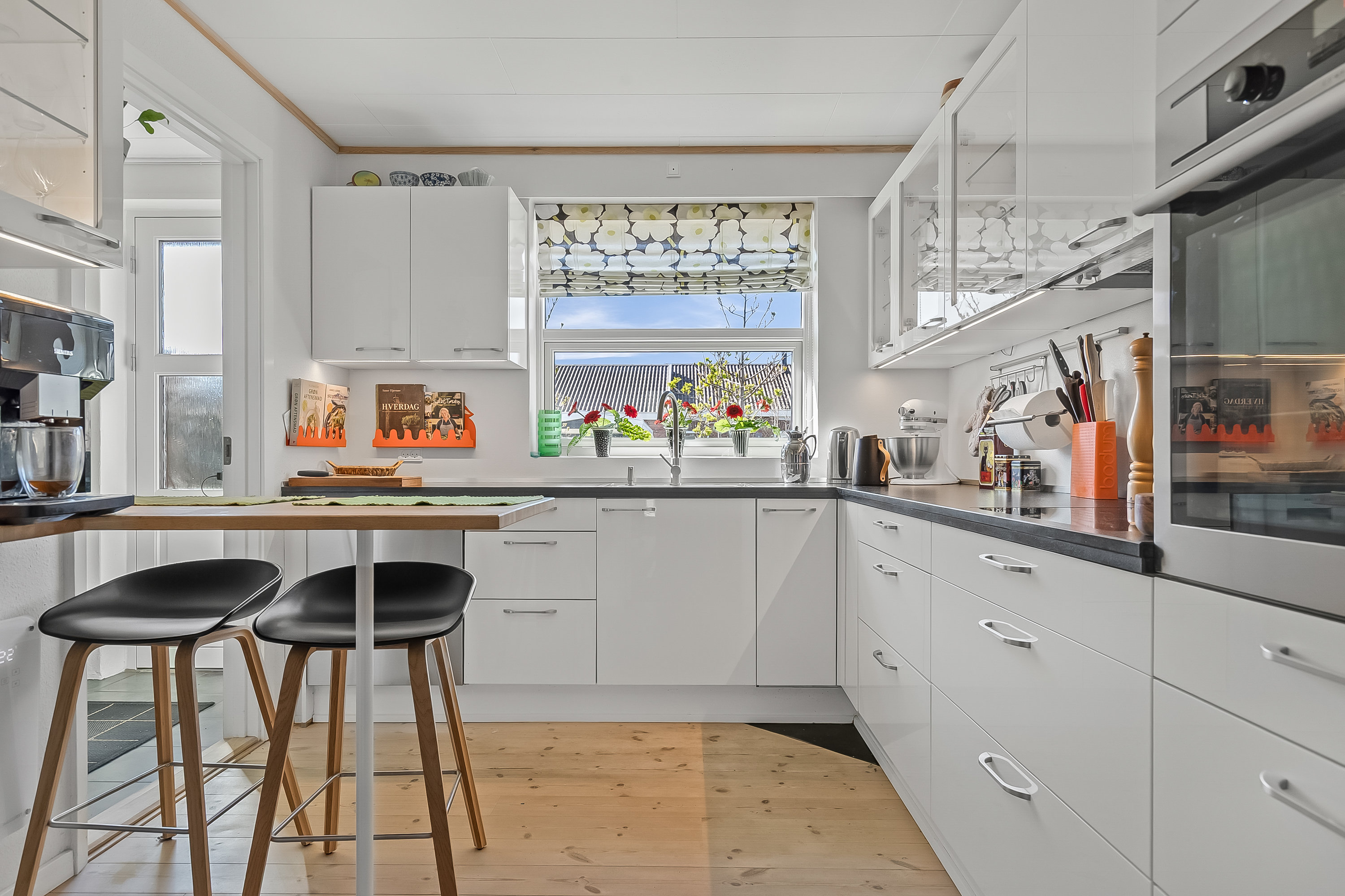 Fremhævet køkken billede i fuldskærmstilstand. Billede af Langesøvej 16, Erritsø, 7000 Fredericia