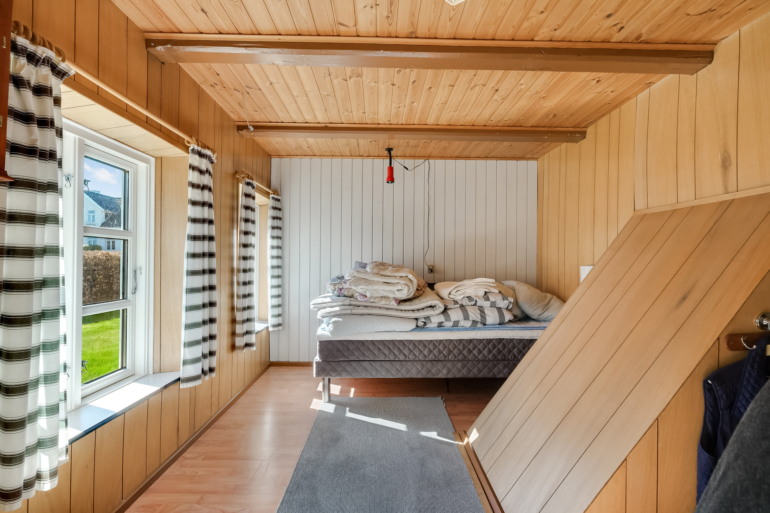 Fremhævet soveværelse billede i fuldskærmstilstand. Billede af Østerågade 9, Nr Broby, 5672 Broby