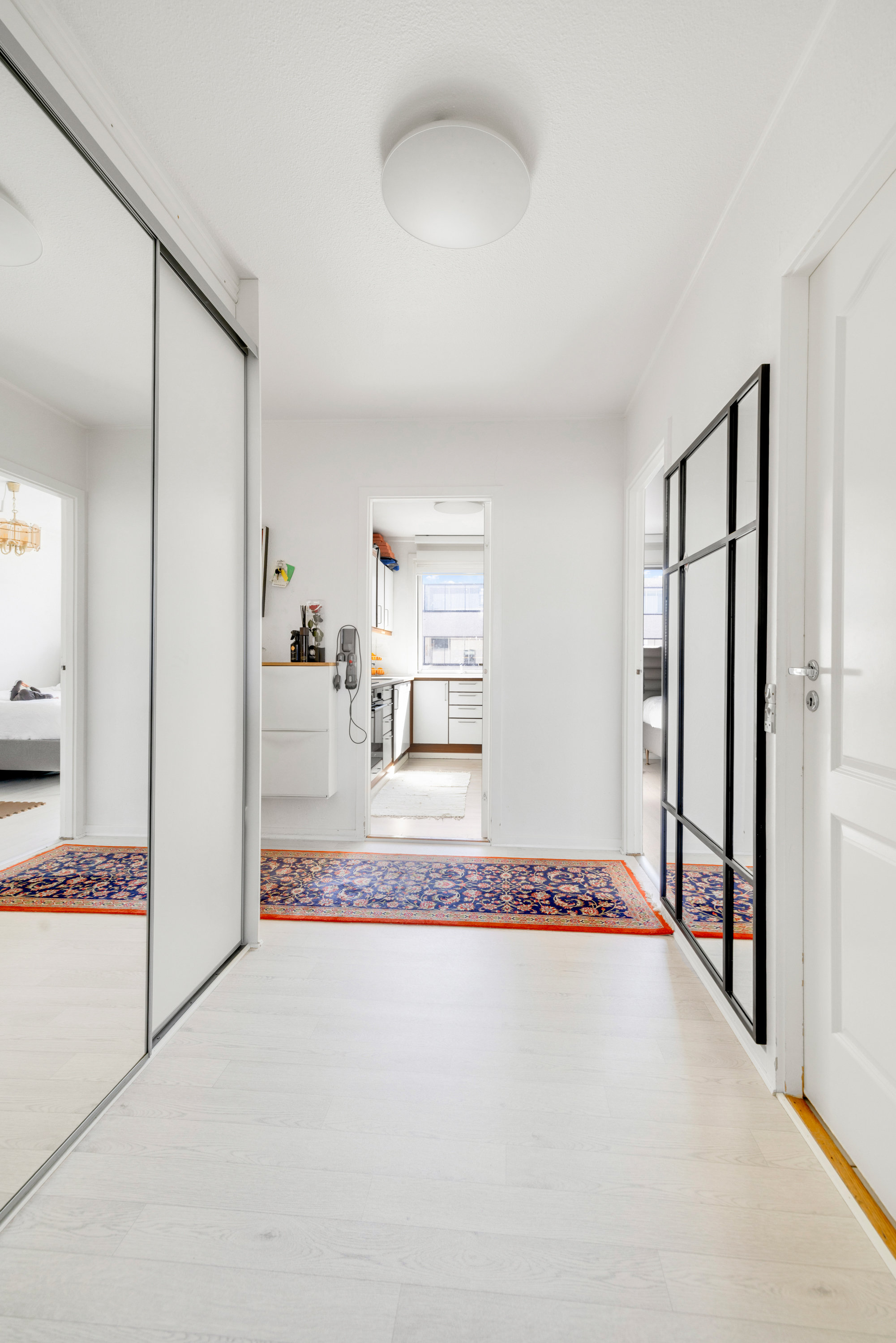 Fremhævet gang billede i fuldskærmstilstand. Billede af Vejlebrovej 44, 2. tv., 2635 Ishøj