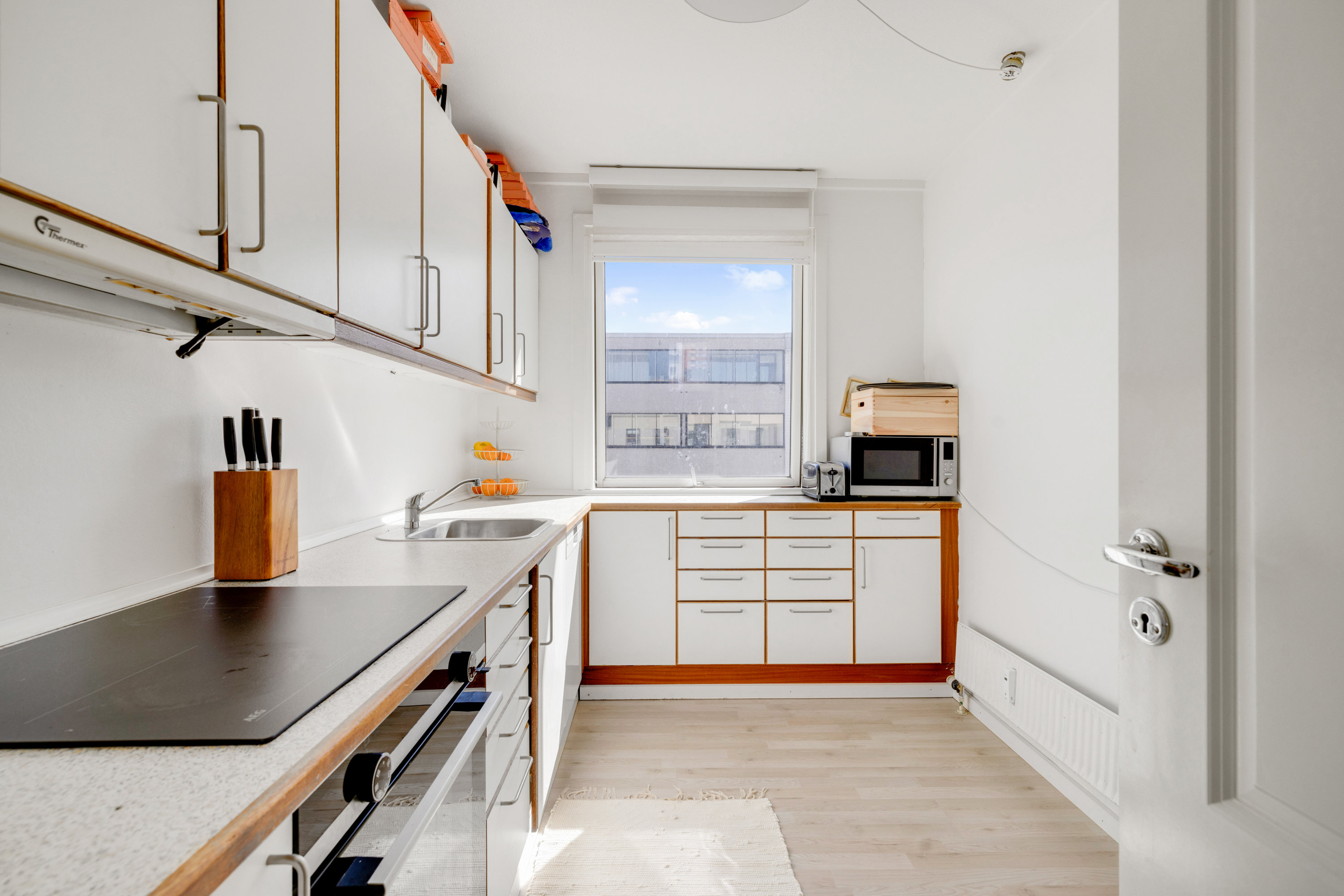 Fremhævet køkken billede i fuldskærmstilstand. Billede af Vejlebrovej 44, 2. tv., 2635 Ishøj